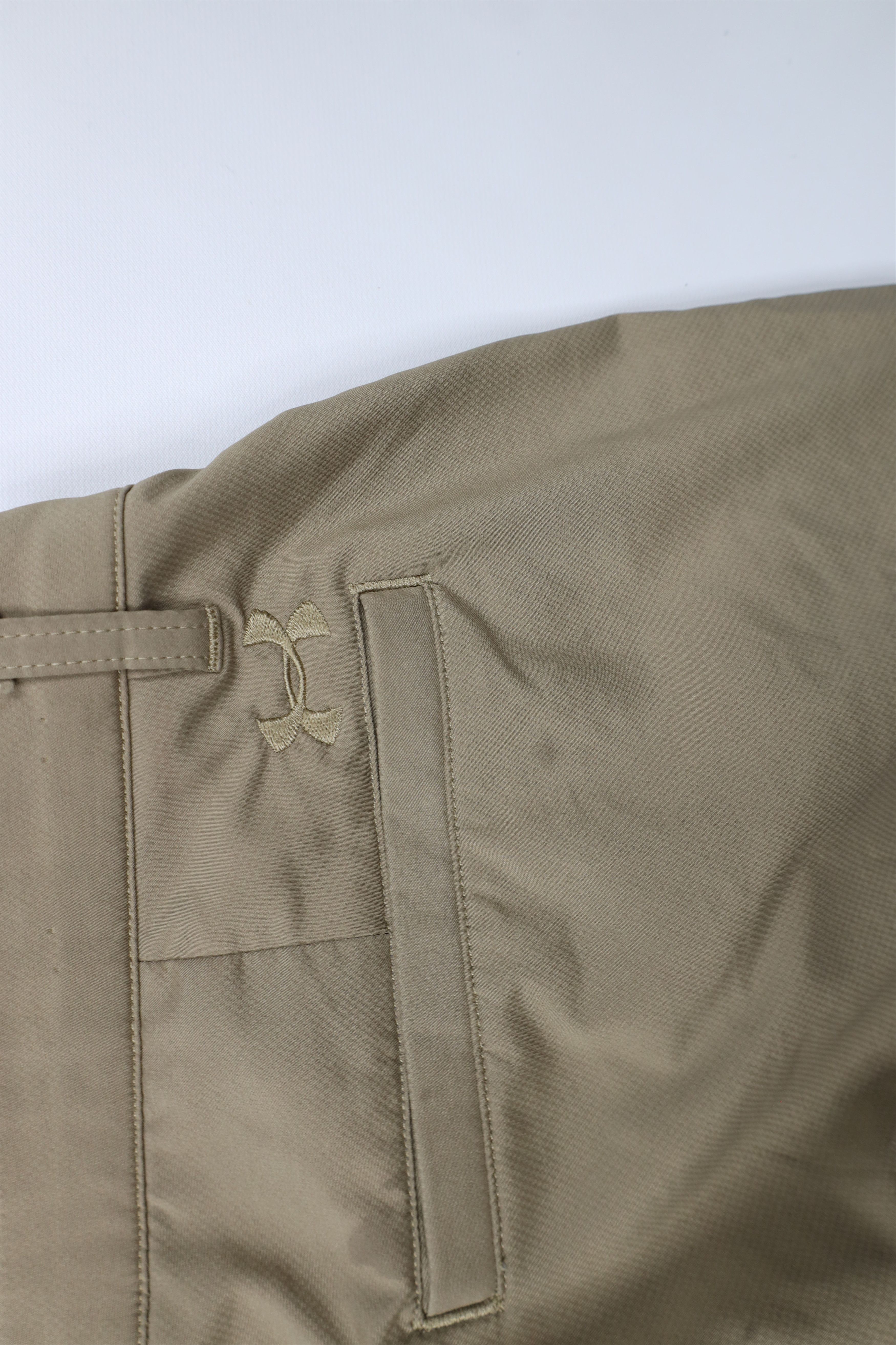 Under Armour × Vintage Under Armour Loose Fit Flat Front Golfing Chino Pants Size US 36 / EU 52 - 12 Thumbnail