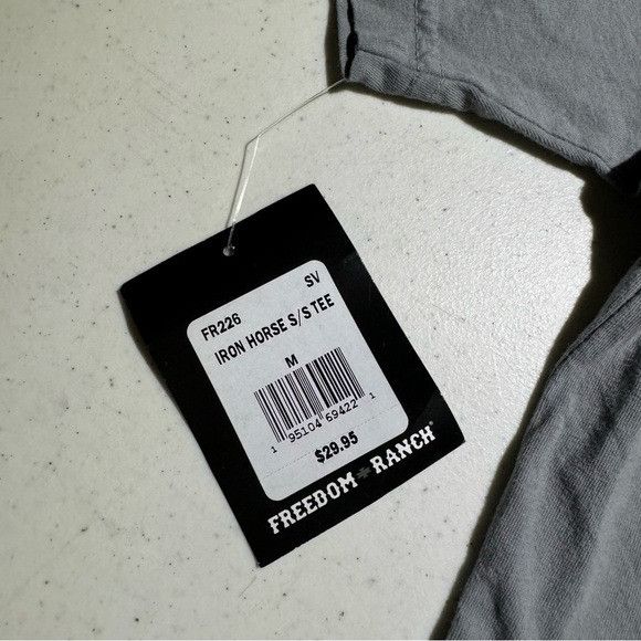 Other NWT FREEDOM RANCH IRON HORSE T-SHIRT SZ MEDIUM M Size US M / EU 48-50 / 2 - 3 Thumbnail