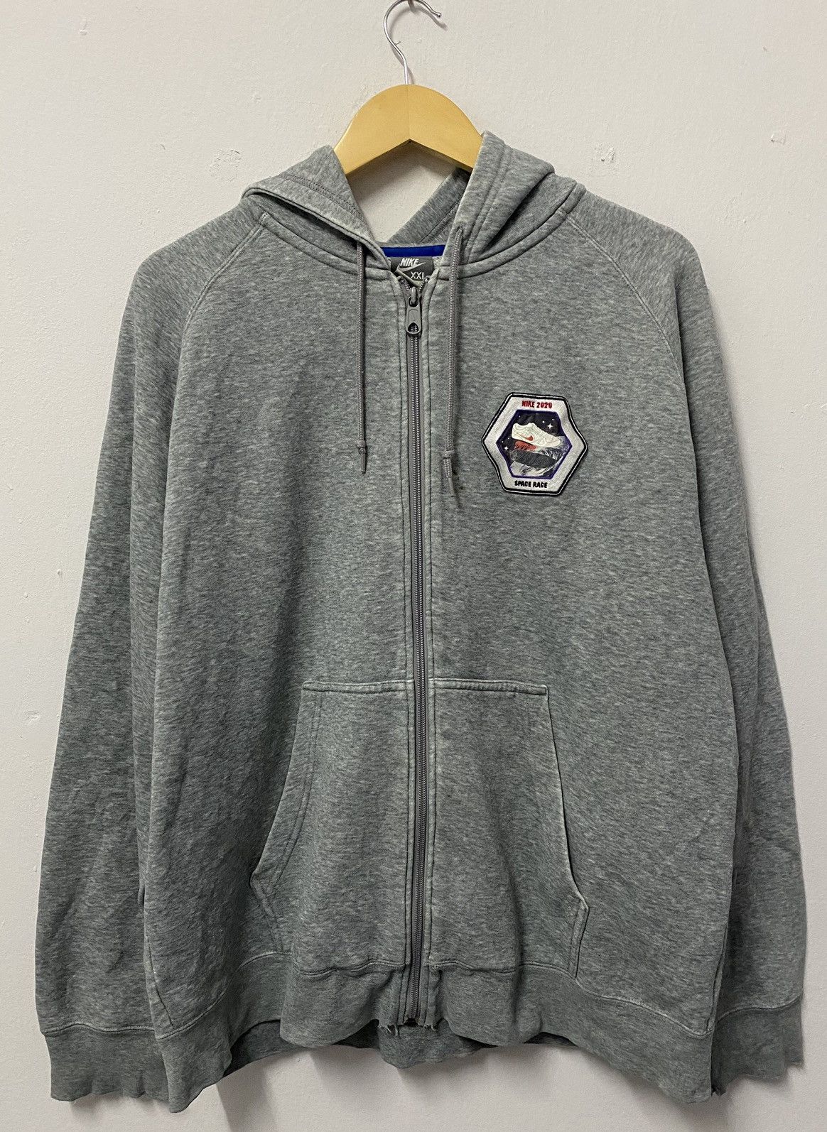 Nike Nike SB 2020 Space Race Sweater Outerwear Size US XL / EU 56 / 4 - 1 Thumbnail