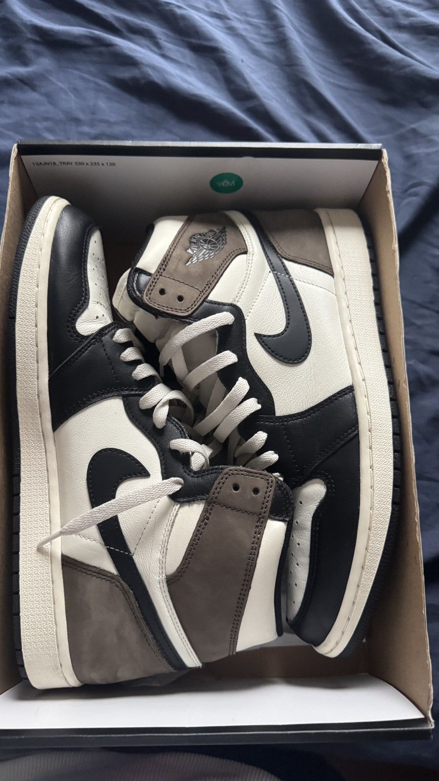 Nike Jordan 1 Mocha Size US 12 / EU 45 - 1 Thumbnail