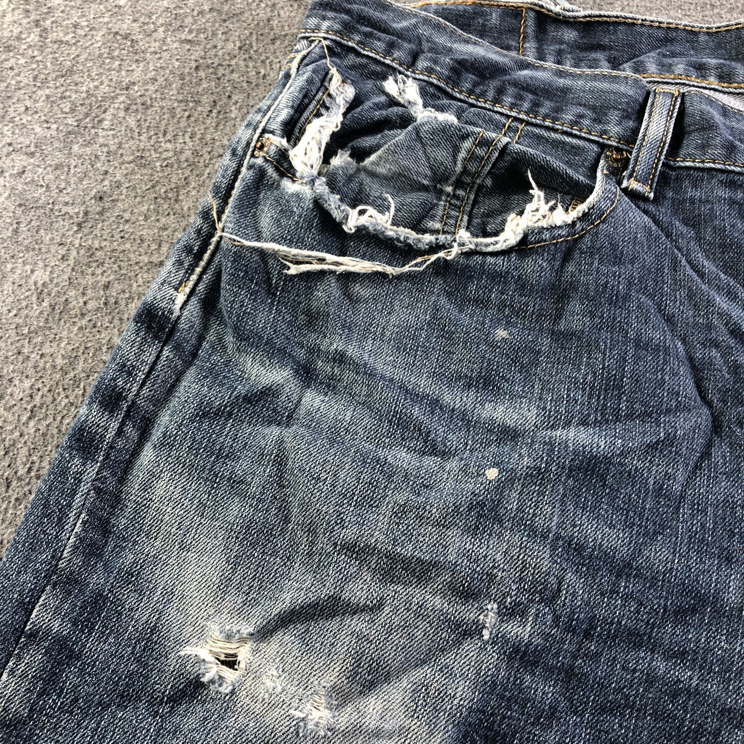 Levi's Vintage Blue Wash Levis 559 Jeans-J4104 Size US 39 - 9 Thumbnail