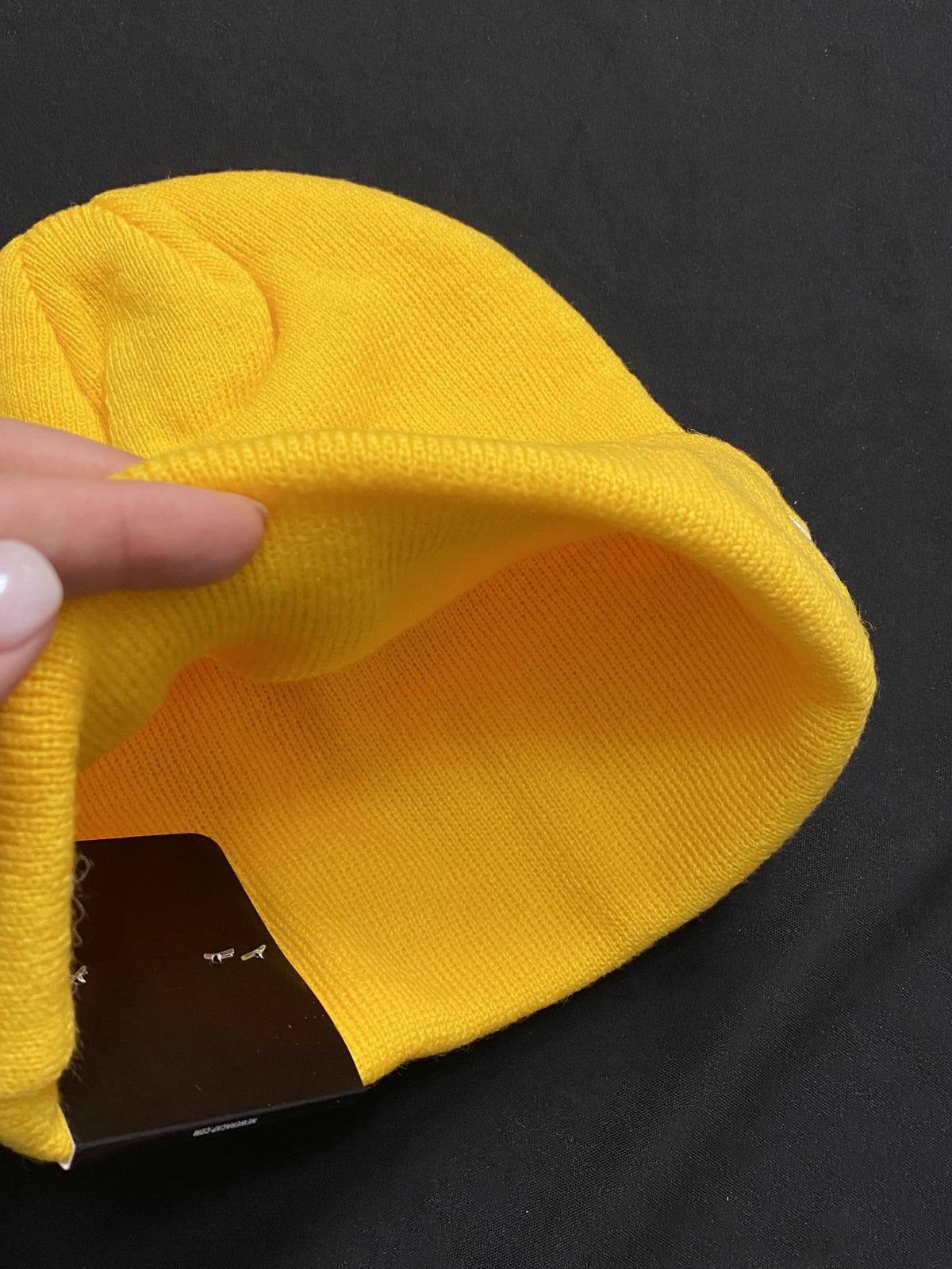 New Era × Supreme Rare 19FW Supreme New Era Bandana Box Logo Beanie Hats Size ONE SIZE - 7 Thumbnail