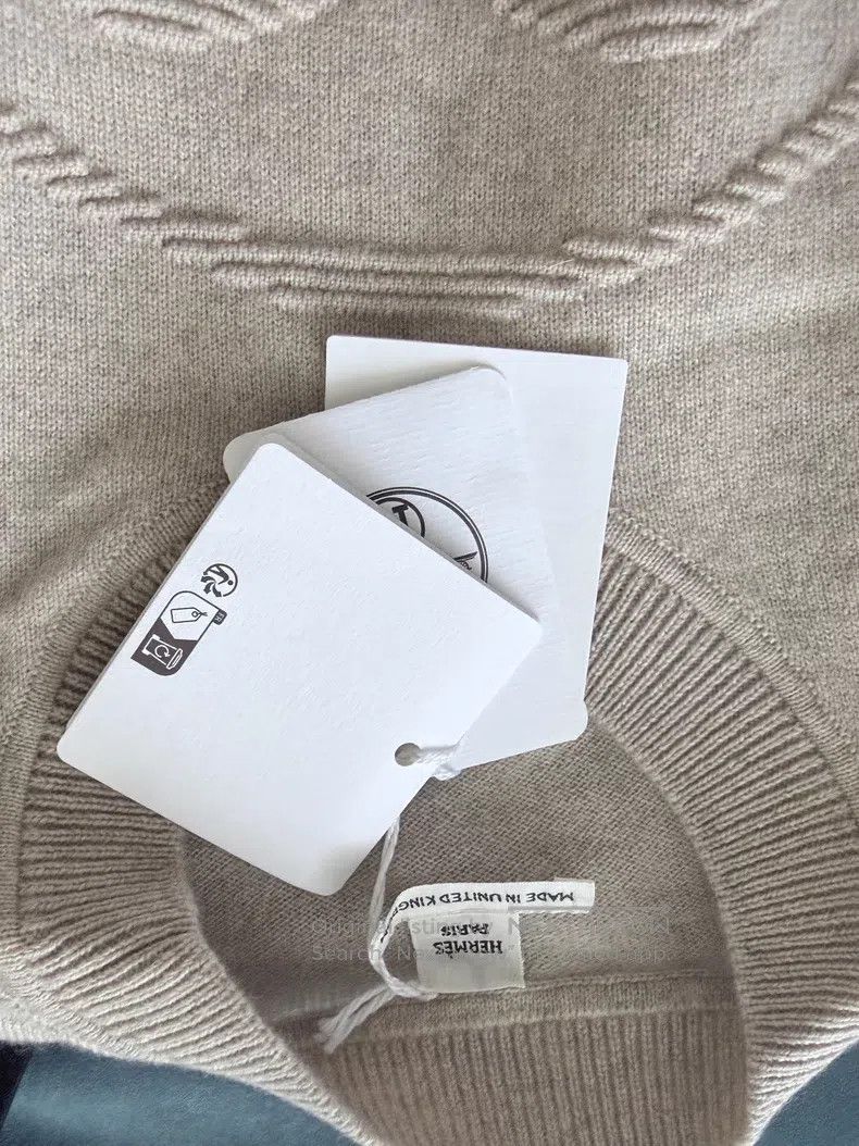 Hermes Hermes Beige Cashmere Sweater Size XS / US 0-2 / IT 36-38 - 3 Thumbnail