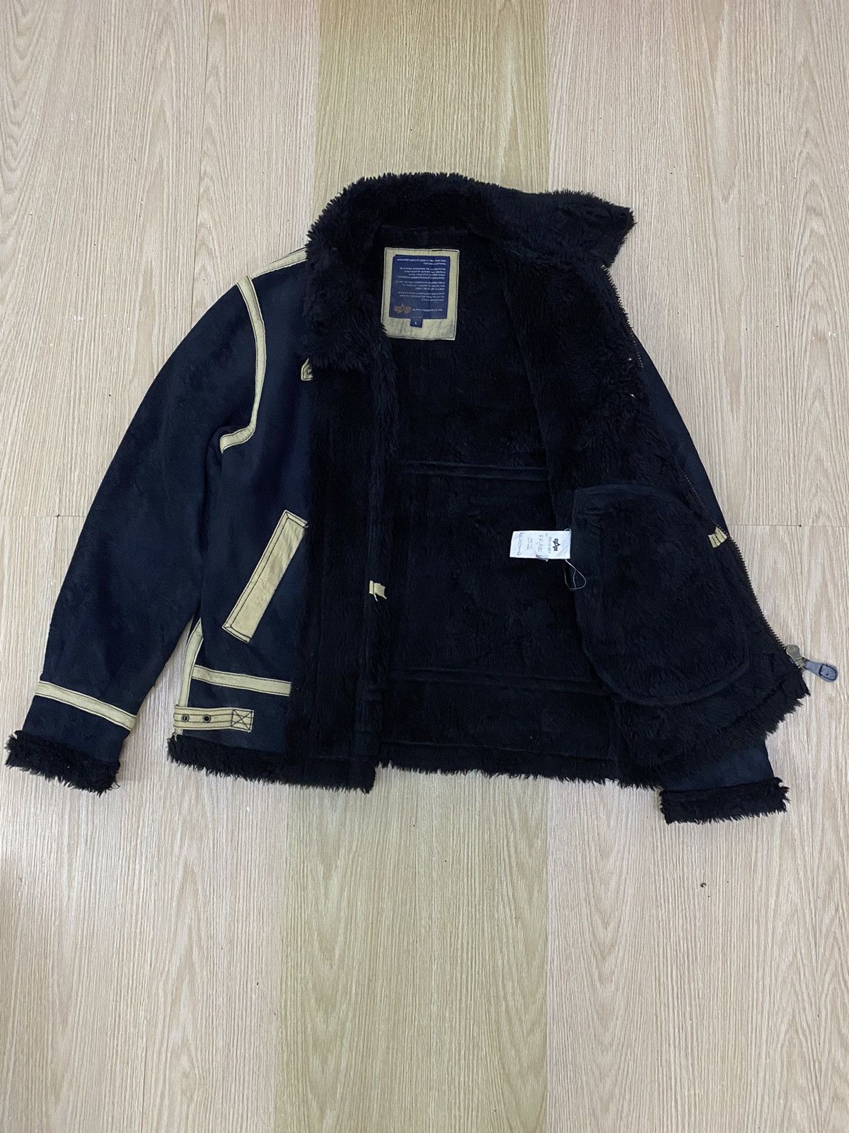 Alpha Industries Alpha industries sherpa b3 flight bomber jacket Size US L / EU 52-54 / 3 - 3 Thumbnail