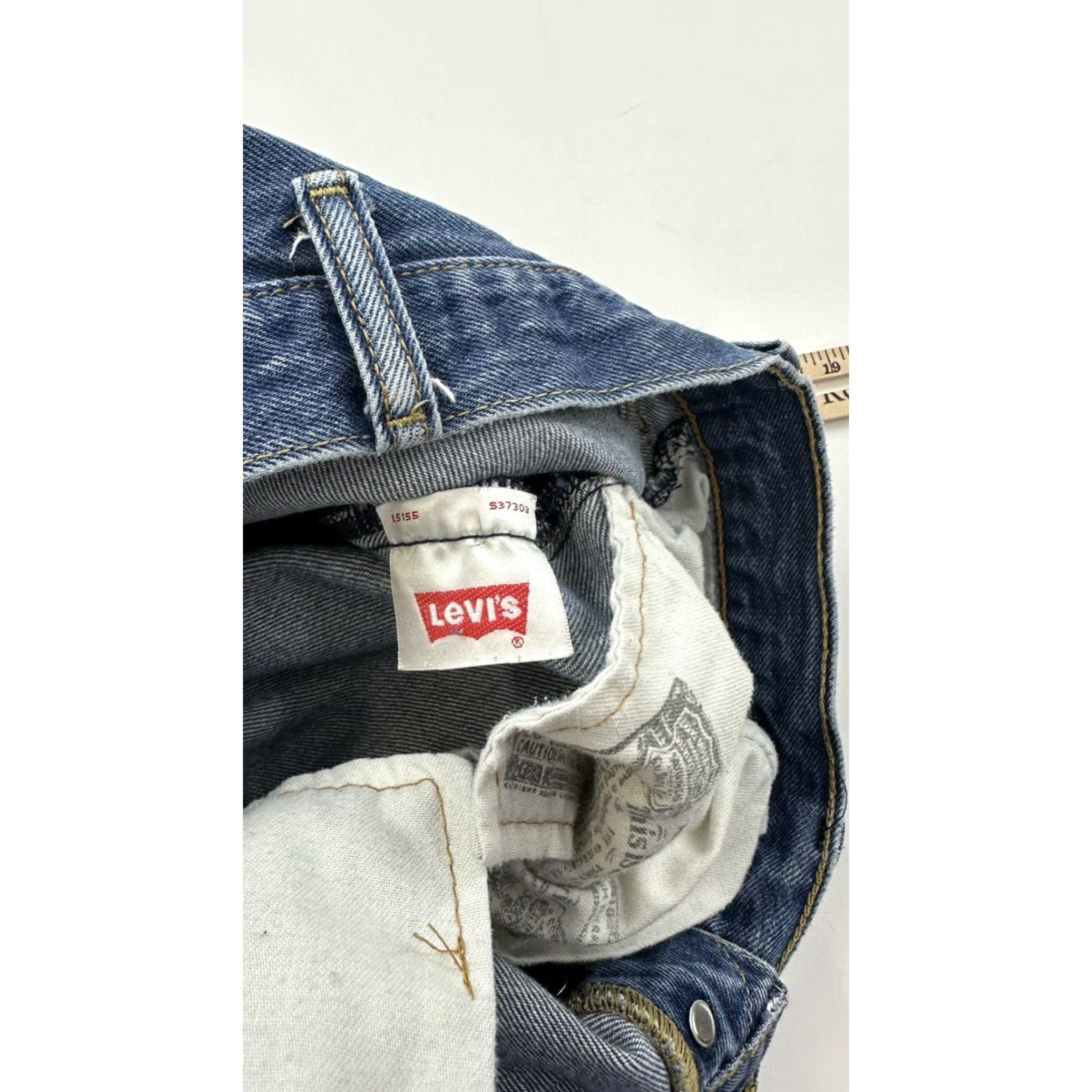 Levi's VINTAGE Levi’s 501 Jeans Men 35x28 Blue Button Jeans Straight Regular 35 Inseam 28 Cotton Denim Bohemian City Festival Grunge Hipster USA Mens Size US 35 - 5 Thumbnail