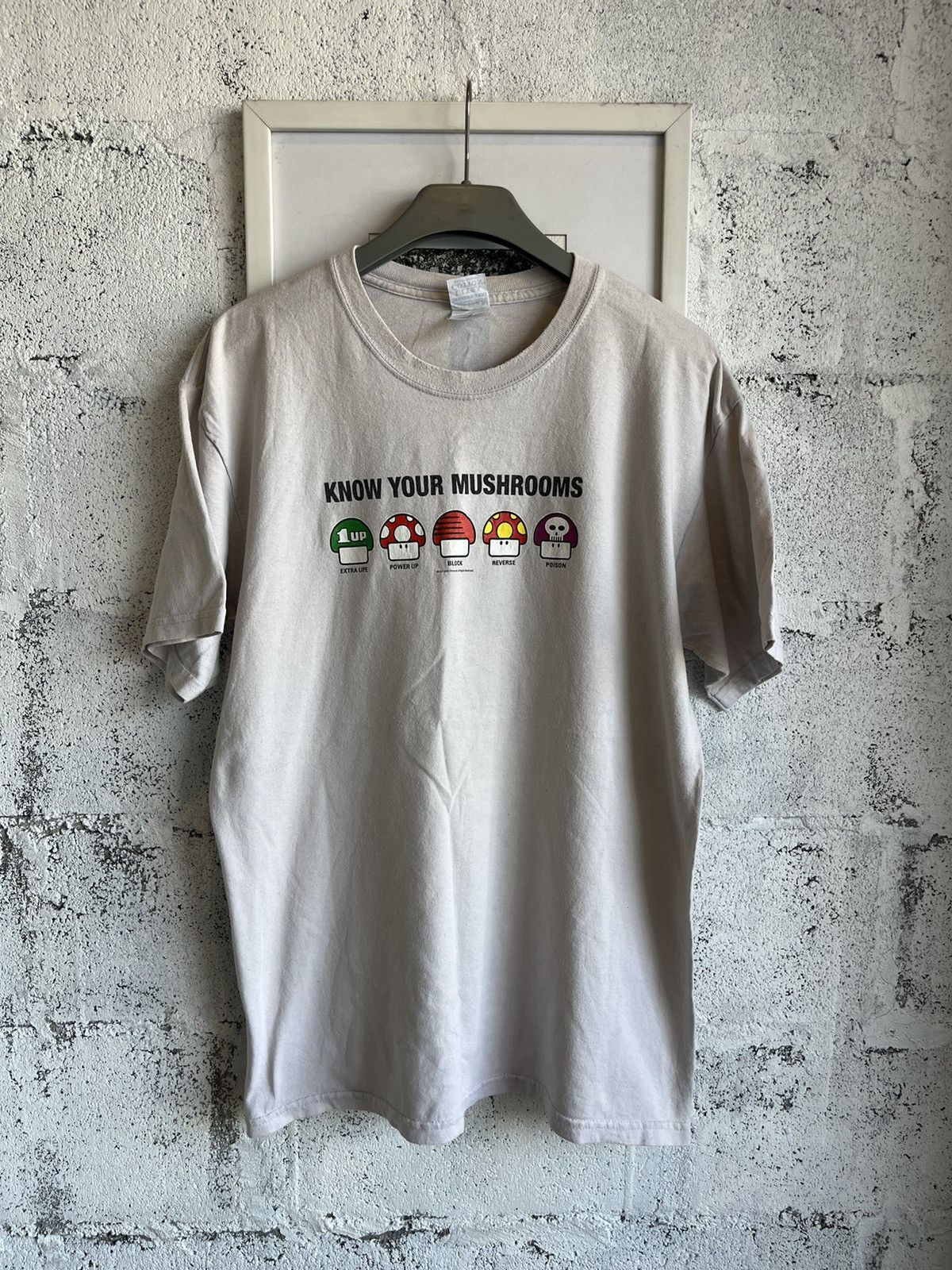 Nintendo × Vintage Vintage KNOW YOUR MUSHROOMS 2004’s Nintendo Mario Tshirt Size US L / EU 52-54 / 3 - 2 Thumbnail