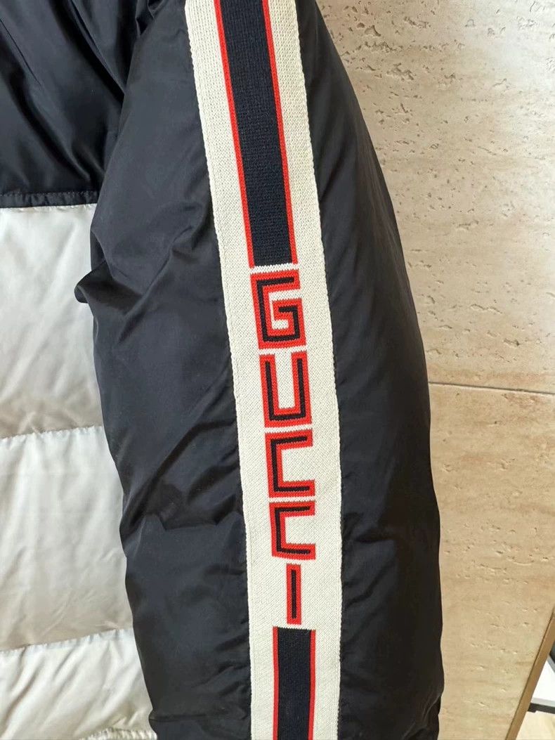 Gucci Gucci Sleeve side logo down jacket 2501-Nextarrow Size US M / EU 48-50 / 2 - 2 Thumbnail