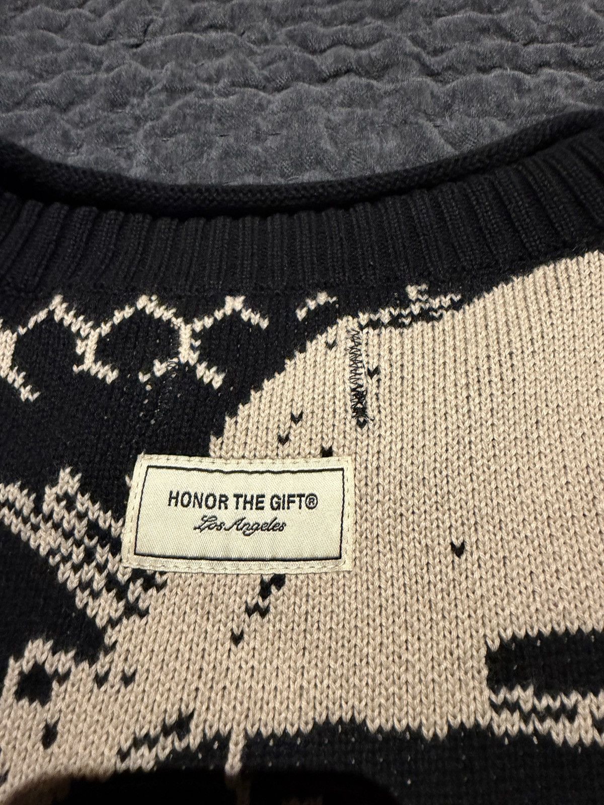 Honor the Gift Honor the gift Size US XL / EU 56 / 4 - 8 Thumbnail
