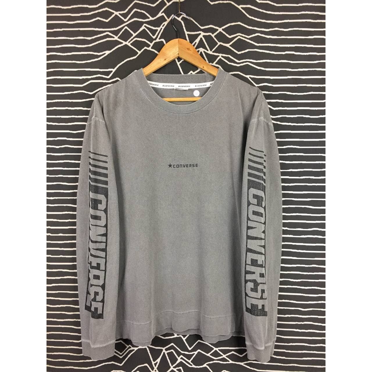 Converse × Vintage Converse Spell Out Logo Longsleeve Tee Size L Size US L / EU 52-54 / 3 - 1 Thumbnail