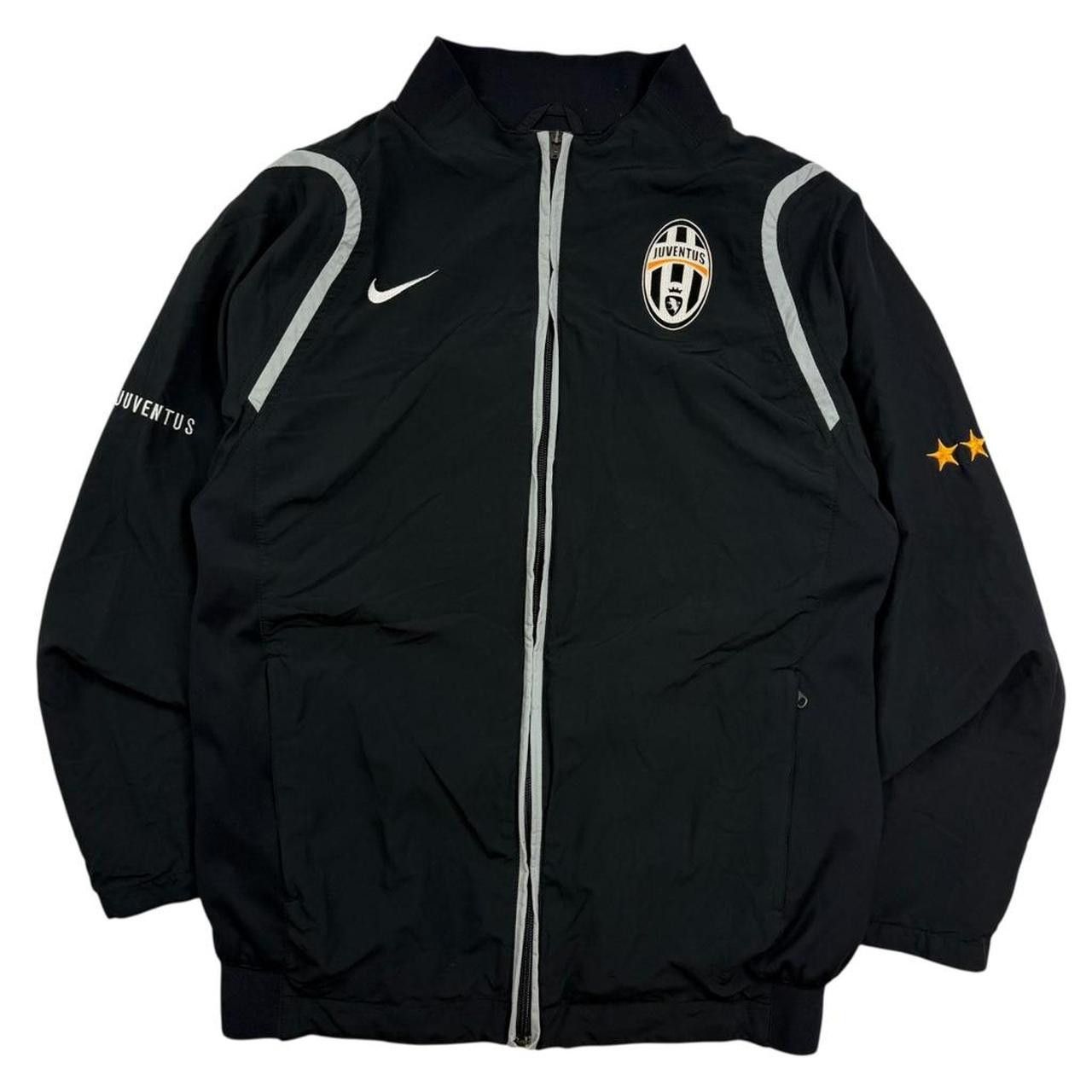 Nike Vintage Nike Juventus Track Jacket - Small Size US S / EU 44-46 / 1 - 1 Thumbnail