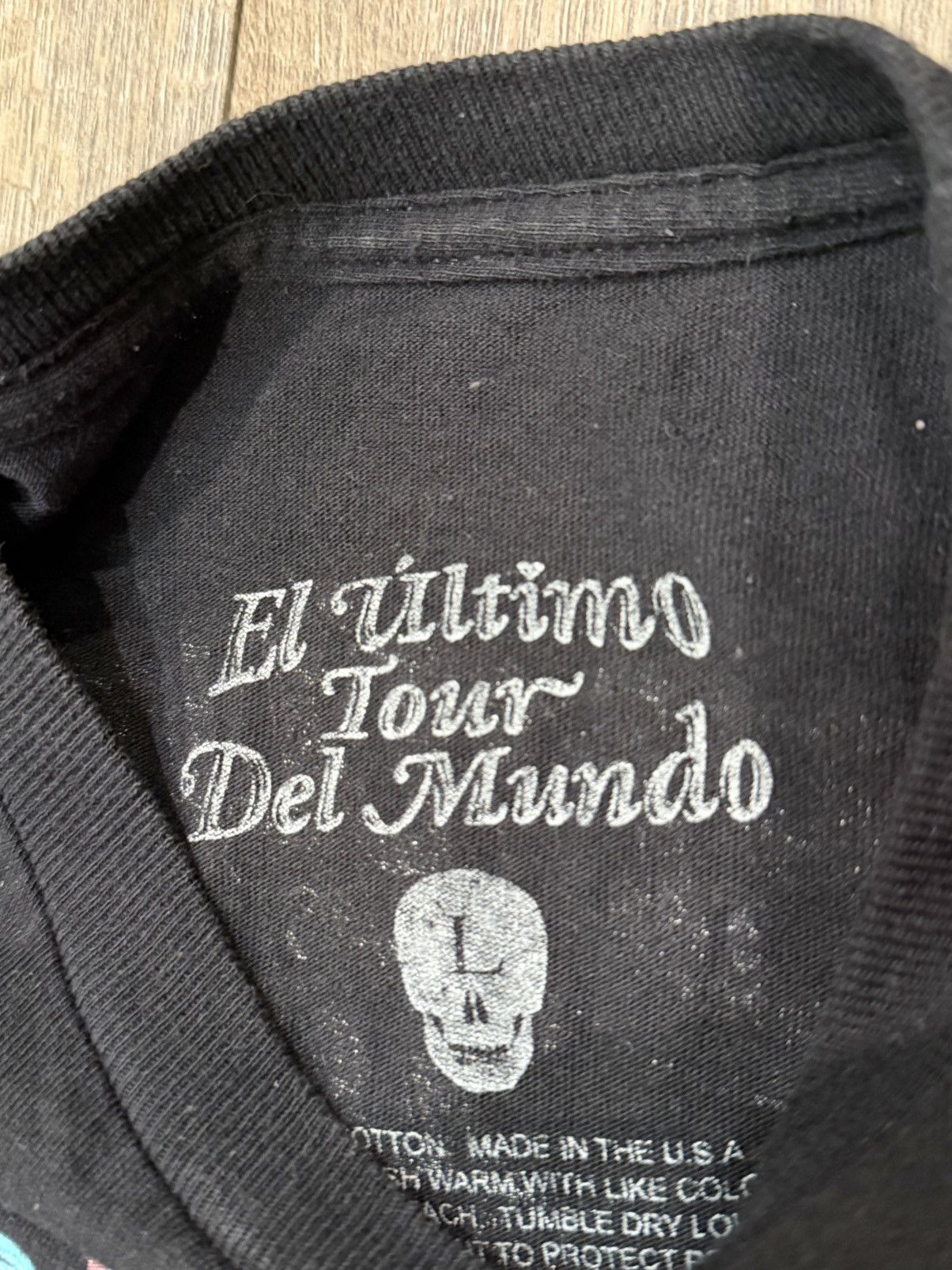 Other Bad Bunny El Ultimo Tour Del Mundo 2022 Shirt Large Size US L / EU 52-54 / 3 - 2 Thumbnail