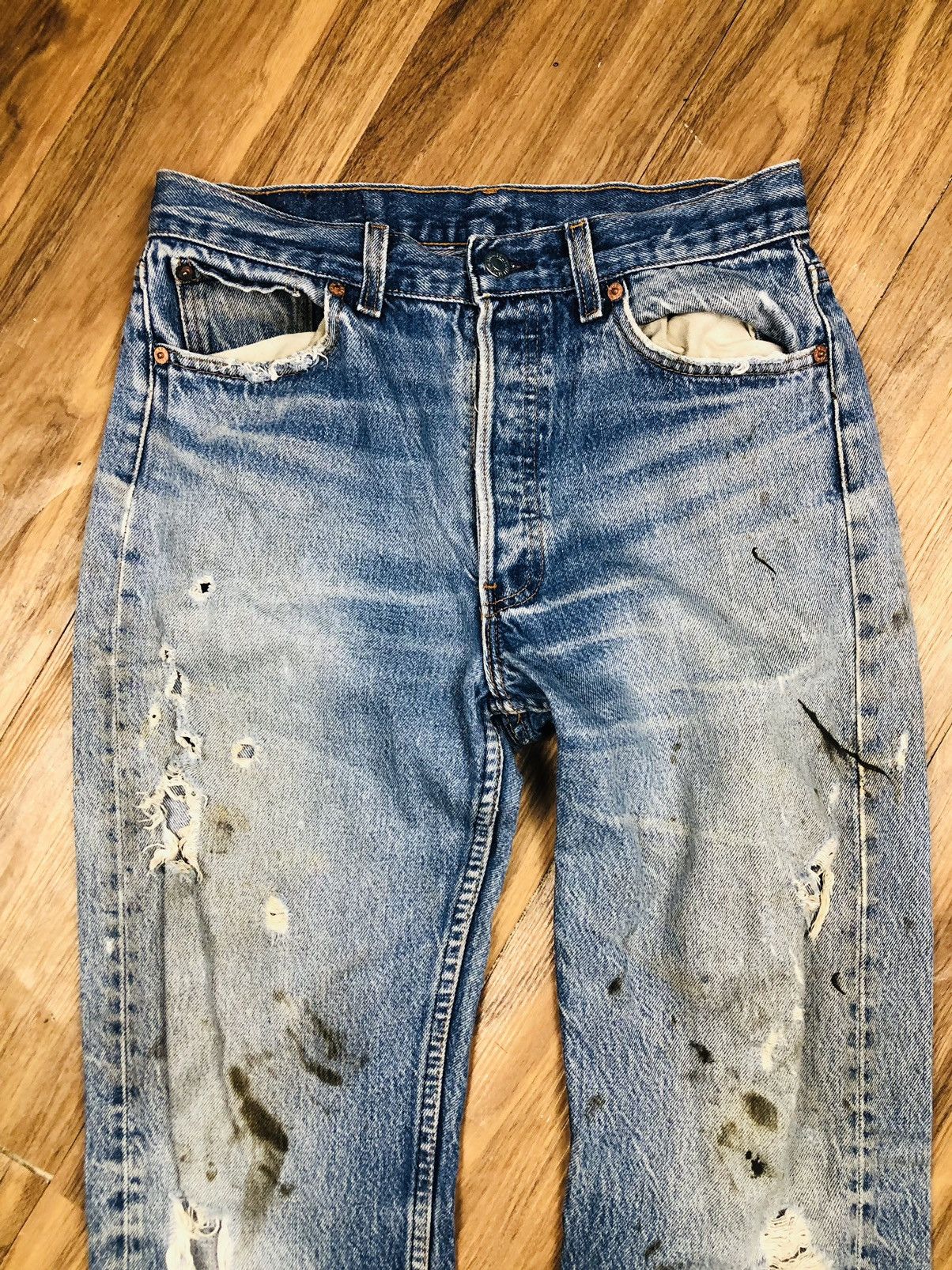 Levi's Levis Distresses Jeans (37) Size US 29 - 3 Thumbnail