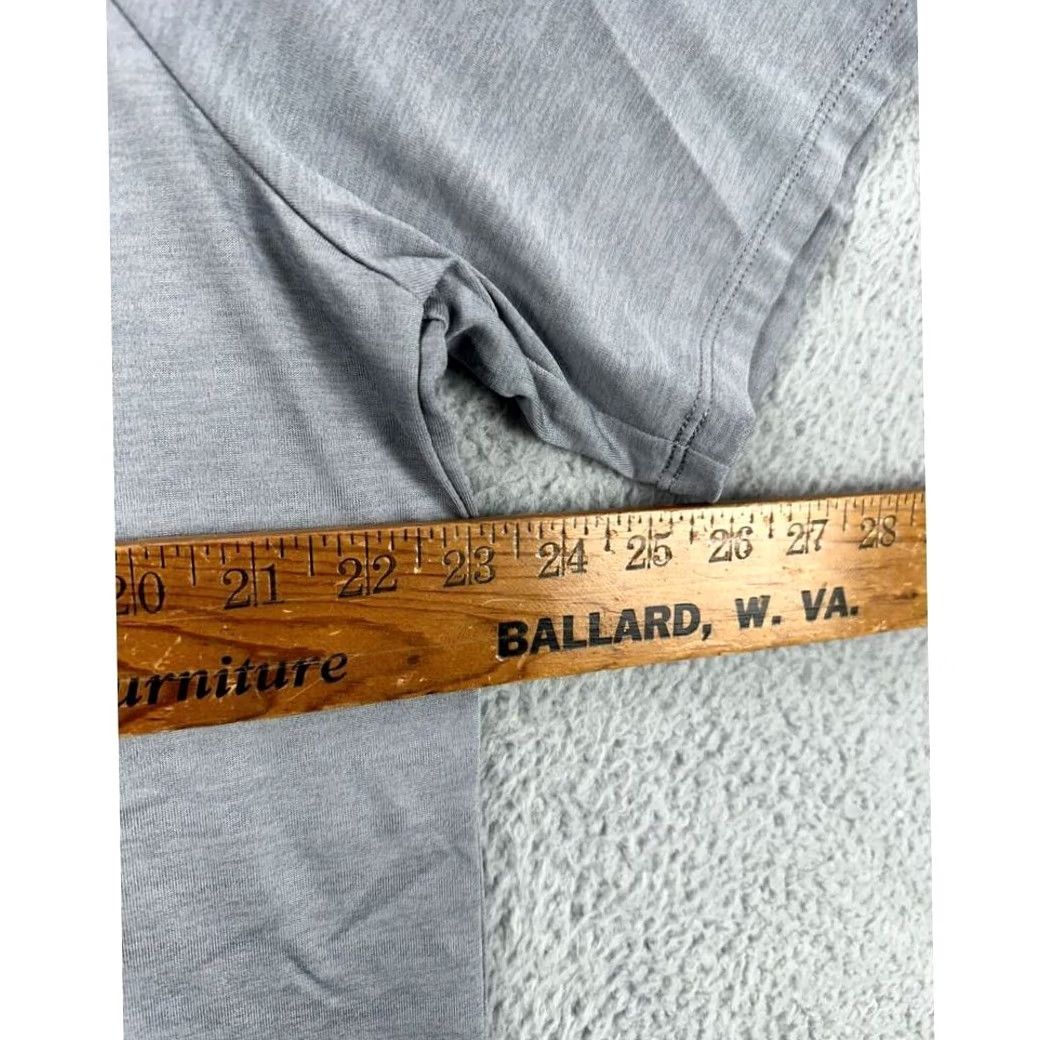 Under Armour Under Armour Shirt Men XL Grey HeatGear The Tech Tee T-Shirt Loose Logo Athletic Crew Neck Short Sleeve Cotton Blend Polyester Woman? Size US XL / EU 56 / 4 - 5 Thumbnail