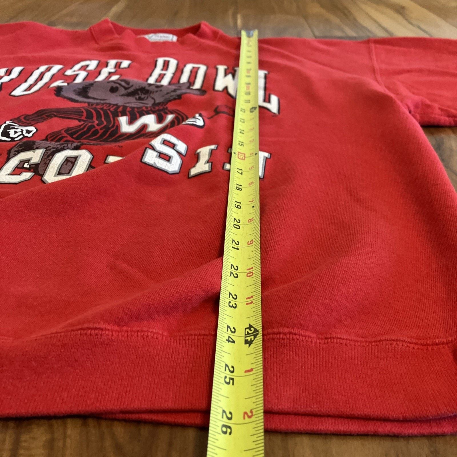 Other Vtg Wisconsin Badgers Sweatshirt Mens Large Red Rose Bowl Size US L / EU 52-54 / 3 - 15 Thumbnail