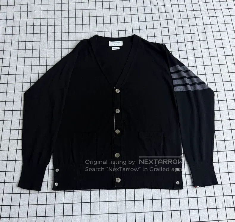 Thom Browne Thom Browne Classic cardigan Size US L / EU 52-54 / 3 - 1 Thumbnail