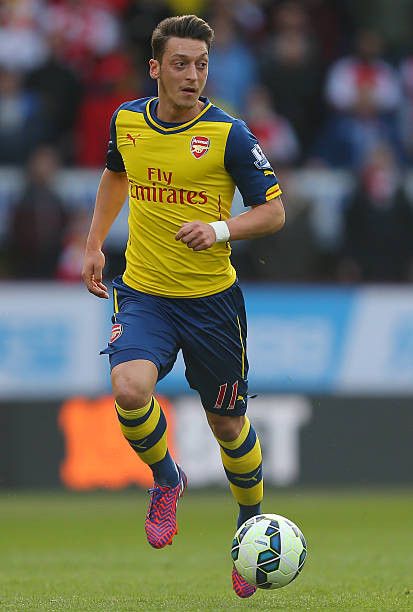 Puma Arsenal away 2014/2015 özil jersey football Size US M / EU 48-50 / 2 - 19 Thumbnail