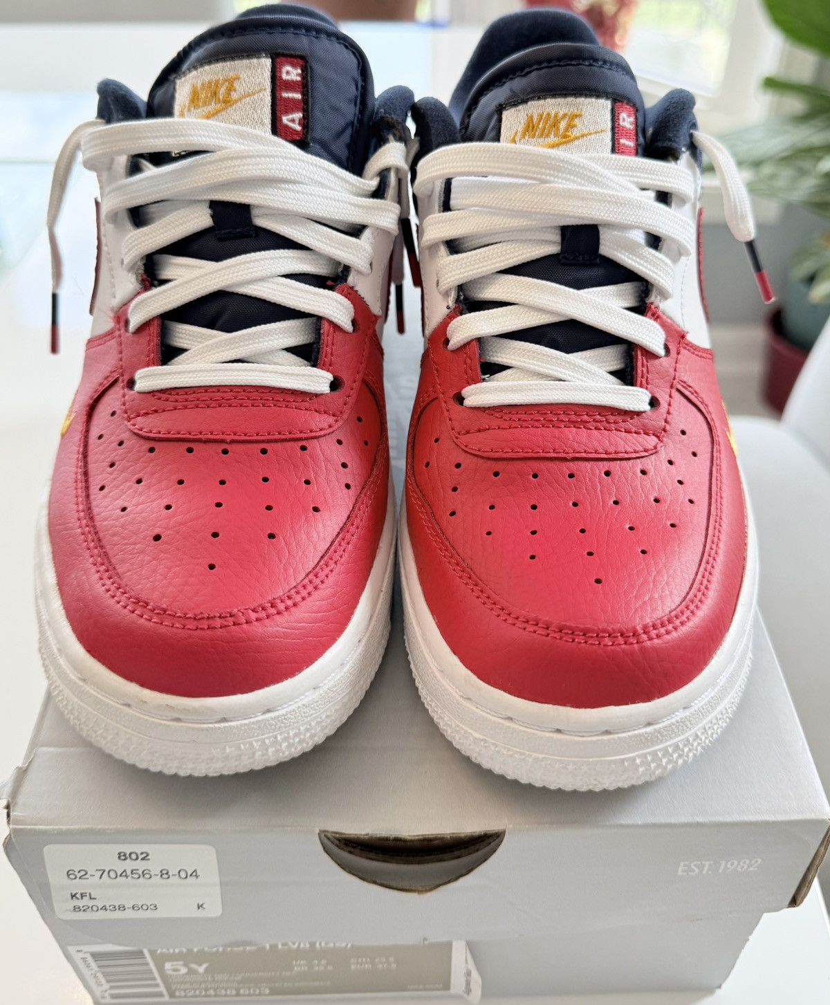 Nike Nike Air Force 1 LV8 (GS) Size US 5 / EU 37 - 3 Thumbnail