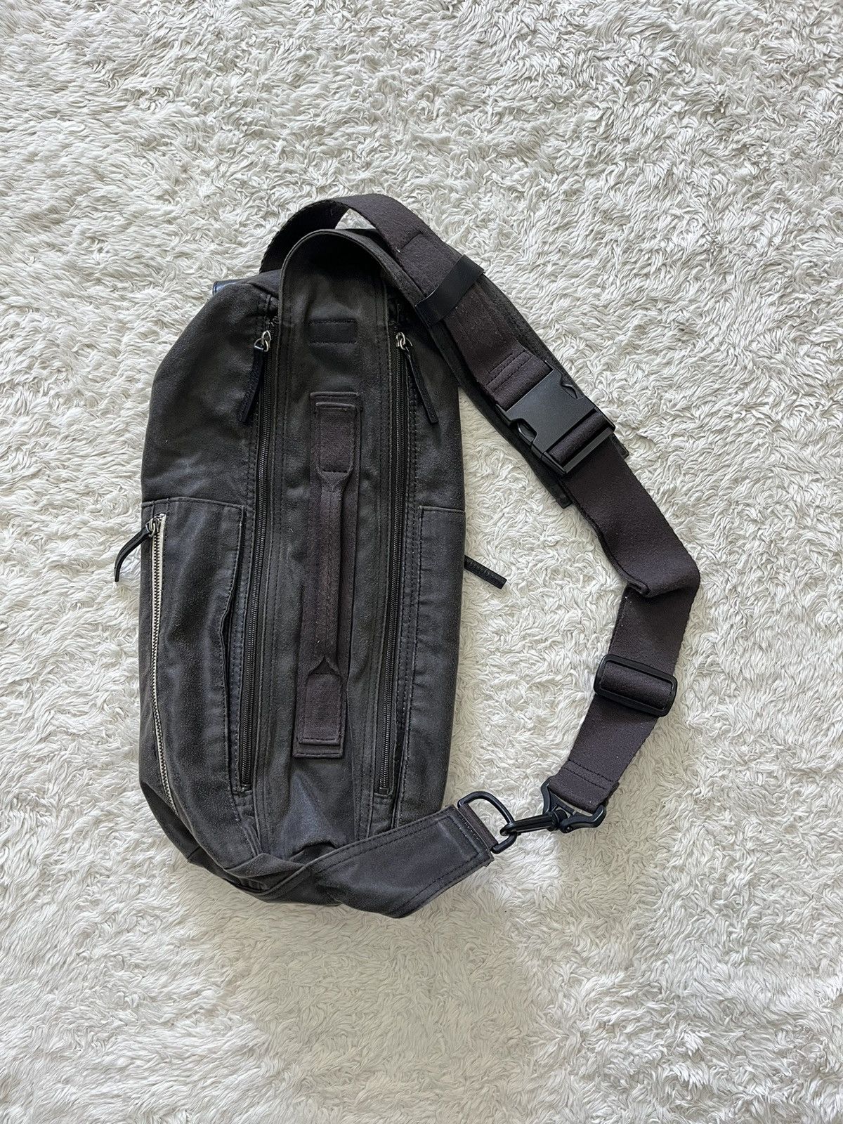 If Six Was Nine art berg "avant garde" mutltipocket utility crossbody bag Size ONE SIZE - 10 Thumbnail
