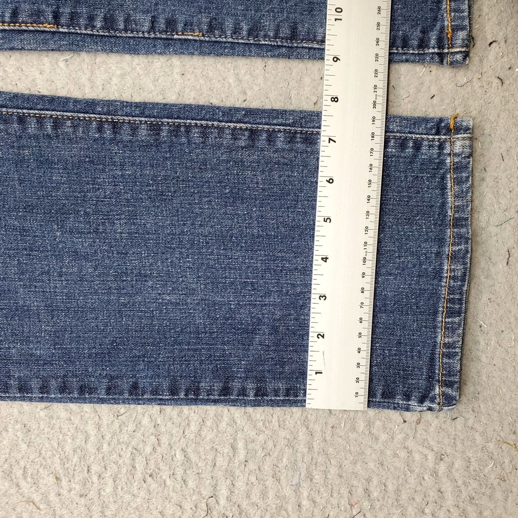 Levi's Levi's 505 Straight Leg Jeans Womens 10 Denim Blue 5-Pocket Regular Inseam 29.75" Zip Button Streetwear Size 32" / US 10 / IT 46 - 5 Thumbnail