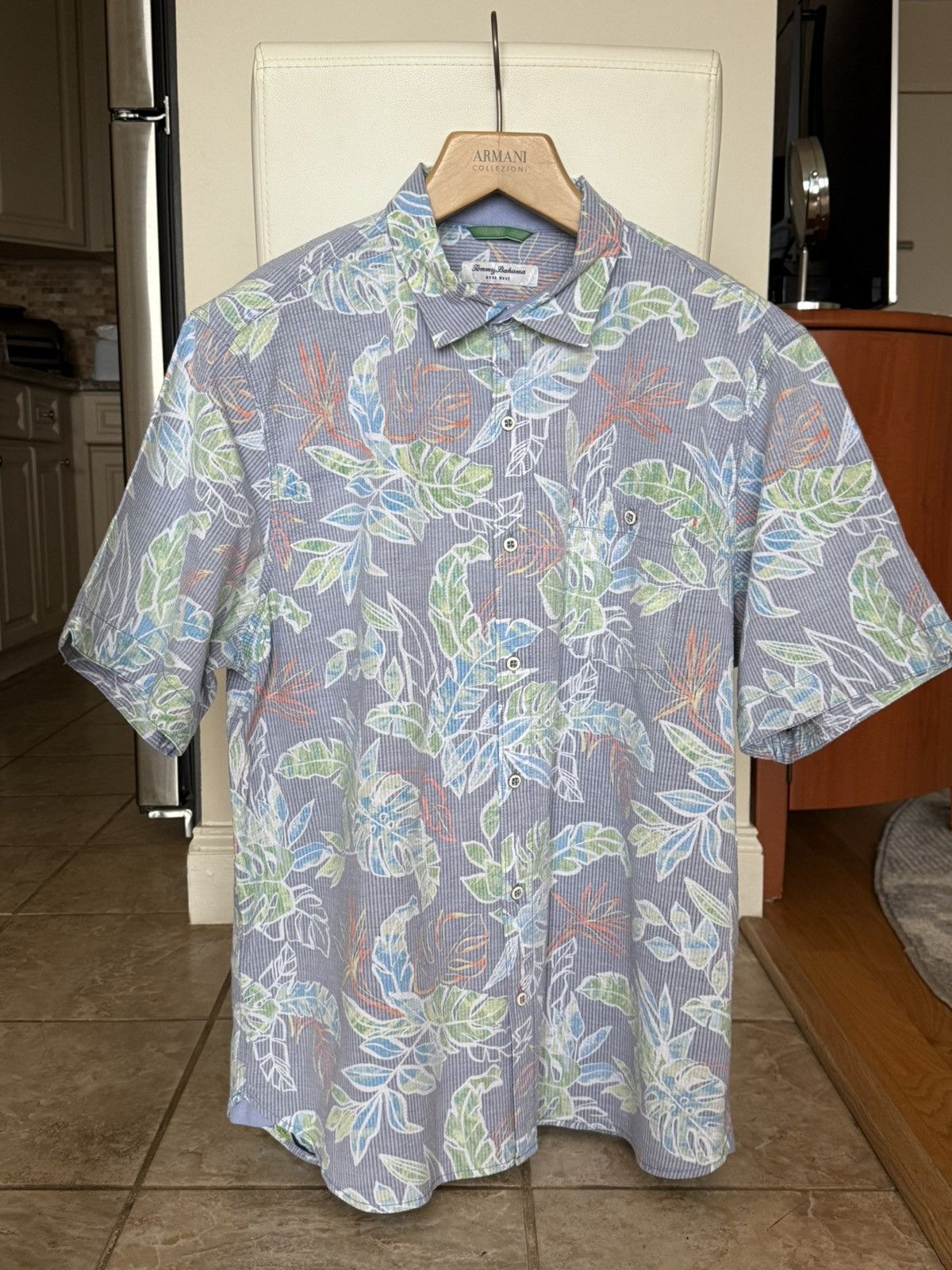 Tommy Bahama Tommy Bahama Blue and Green Casual Button Down Shirt Size US XXL / EU 58 / 5 - 1 Thumbnail