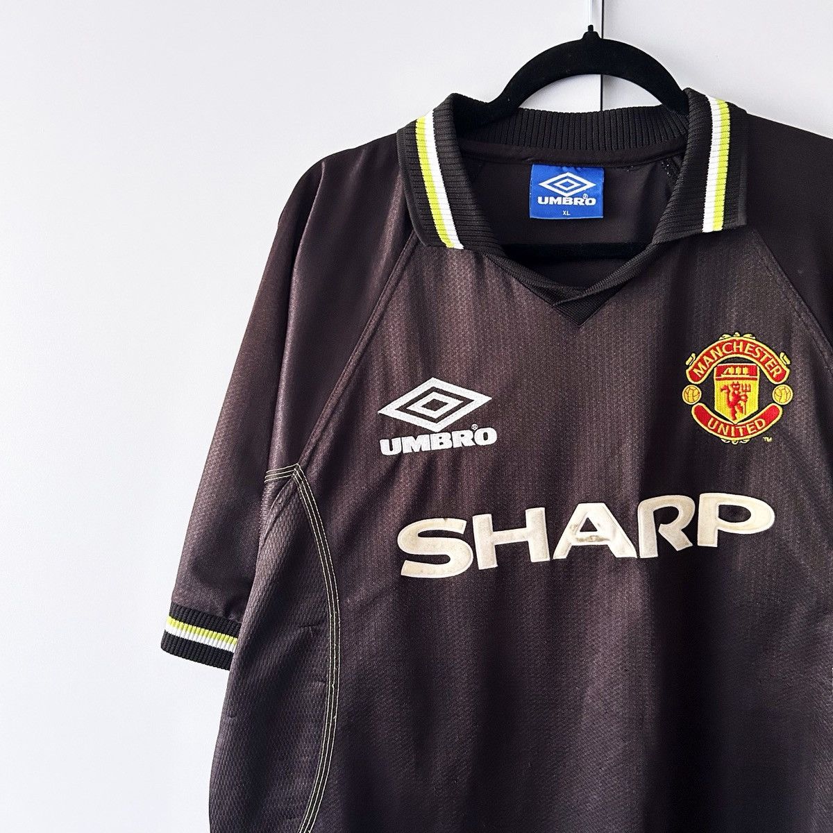 Umbro Manchester United jersey 1998 1999 umbro vintsge rare Size US XL / EU 56 / 4 - 2 Thumbnail