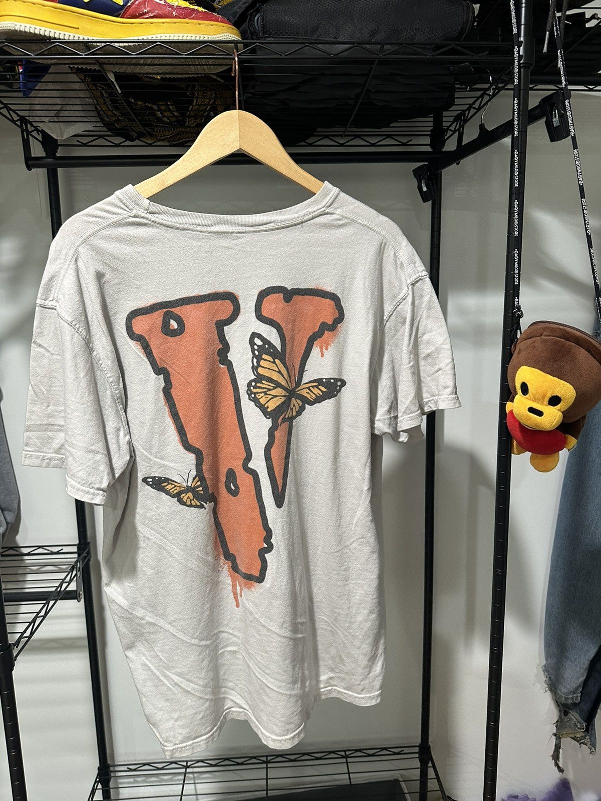 Vlone vlone legends never die tee Size US L / EU 52-54 / 3 - 1 Thumbnail