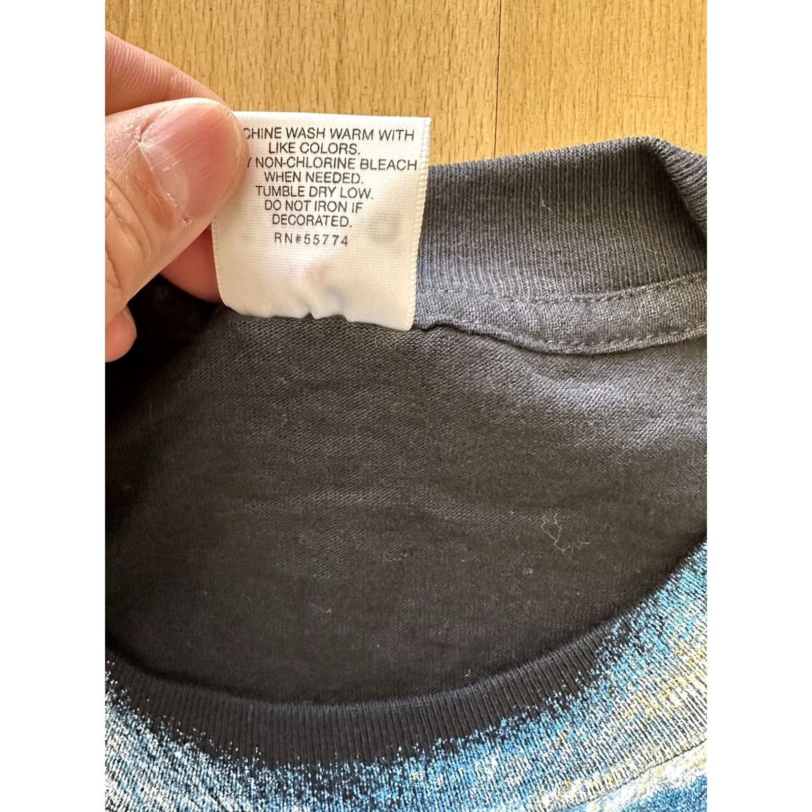 Forever 21 VINTAGE Gorilla Graphic Extinction Is Forever Tee AOP XXL Black 90s Mens Shirt Crew Neck Short Sleeve Murina Size US XXL / EU 58 / 5 - 6 Thumbnail