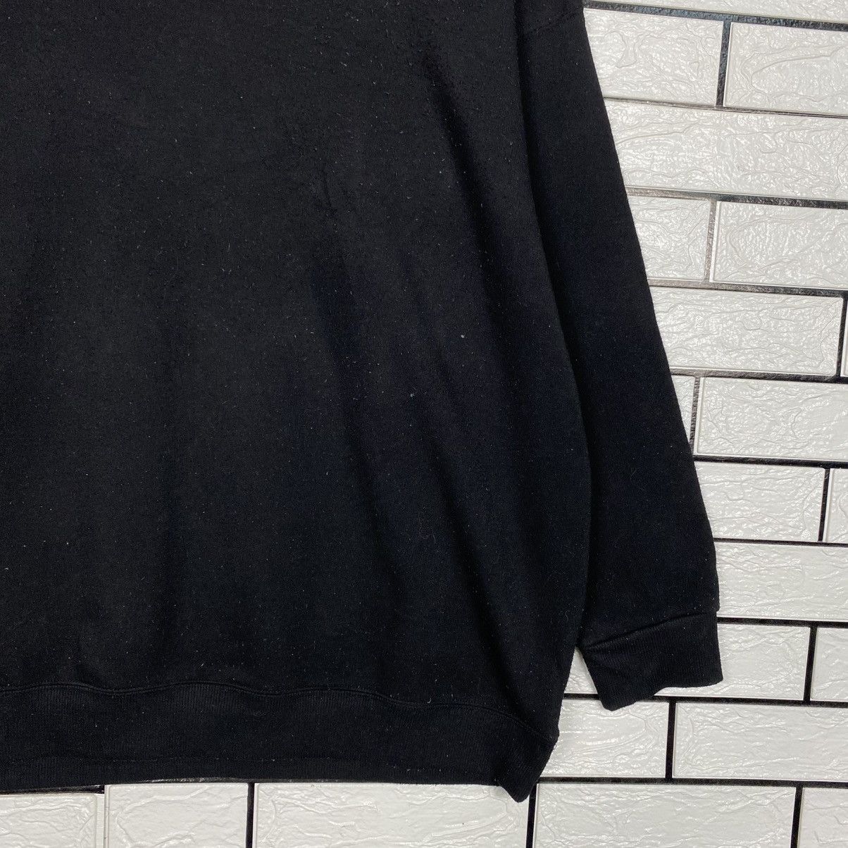 Japanese Brand Vintage Sweatshirt Movie Gremlins Big Logo Size US L / EU 52-54 / 3 - 6 Thumbnail
