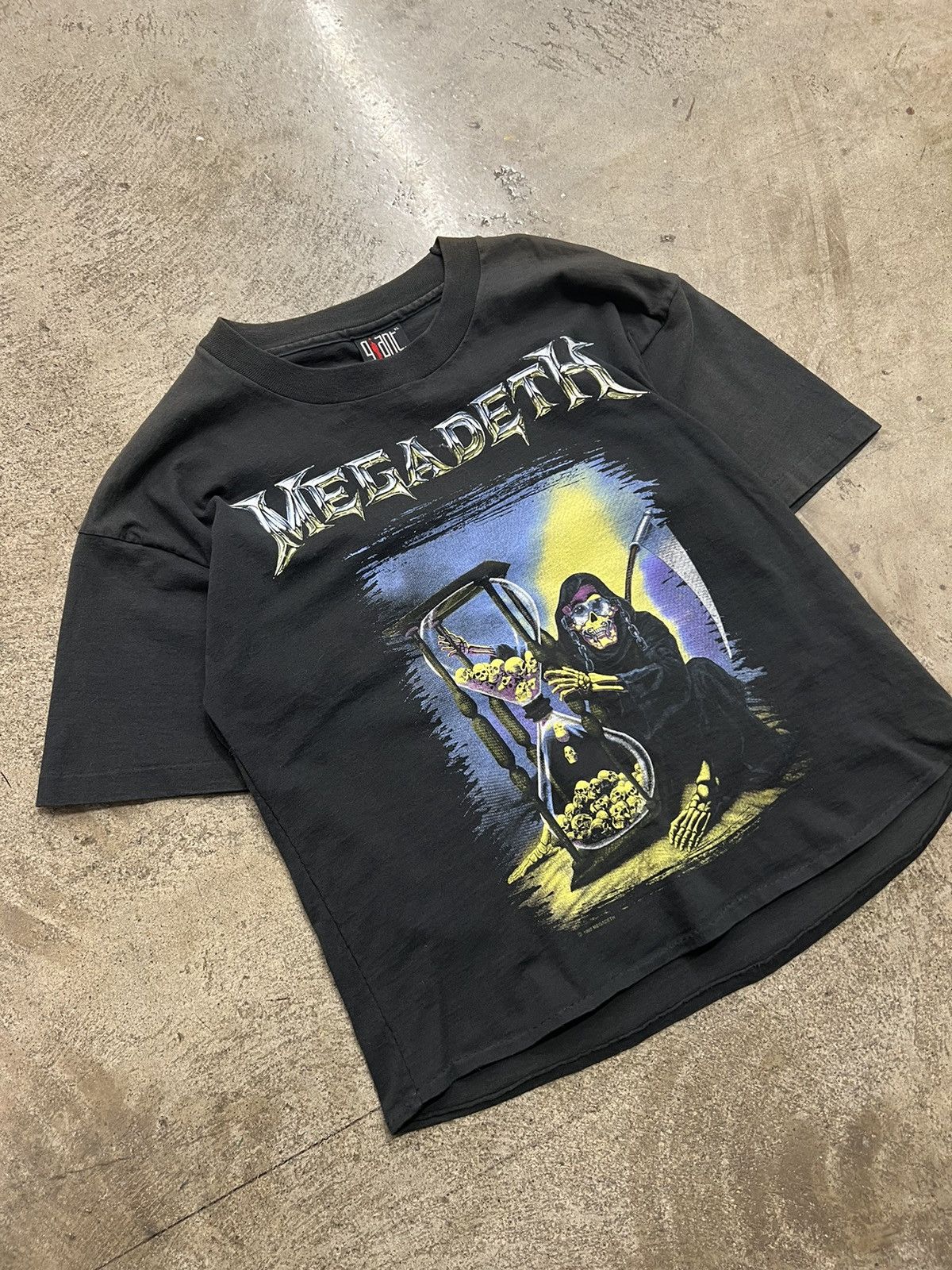Band Tees Vintage 1992 Megadeth Countdown To Extinction Tee Size US S / EU 44-46 / 1 - 2 Thumbnail