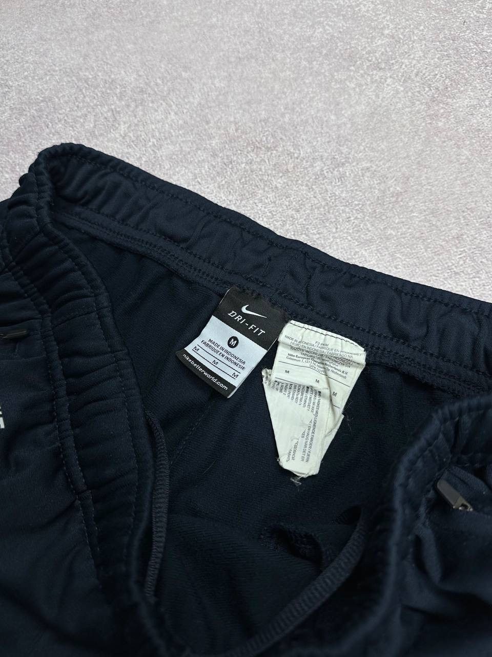 Vintage Nike FC Barcelona Nylon Flared Track Pamts M