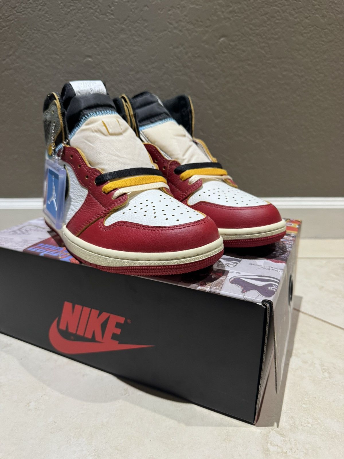 Jordan Brand × Union LA NEW* Union Jordan 1 Size 8 Men Chicago/Shadow Red Yellow Size US 8 / EU 41 - 3 Thumbnail