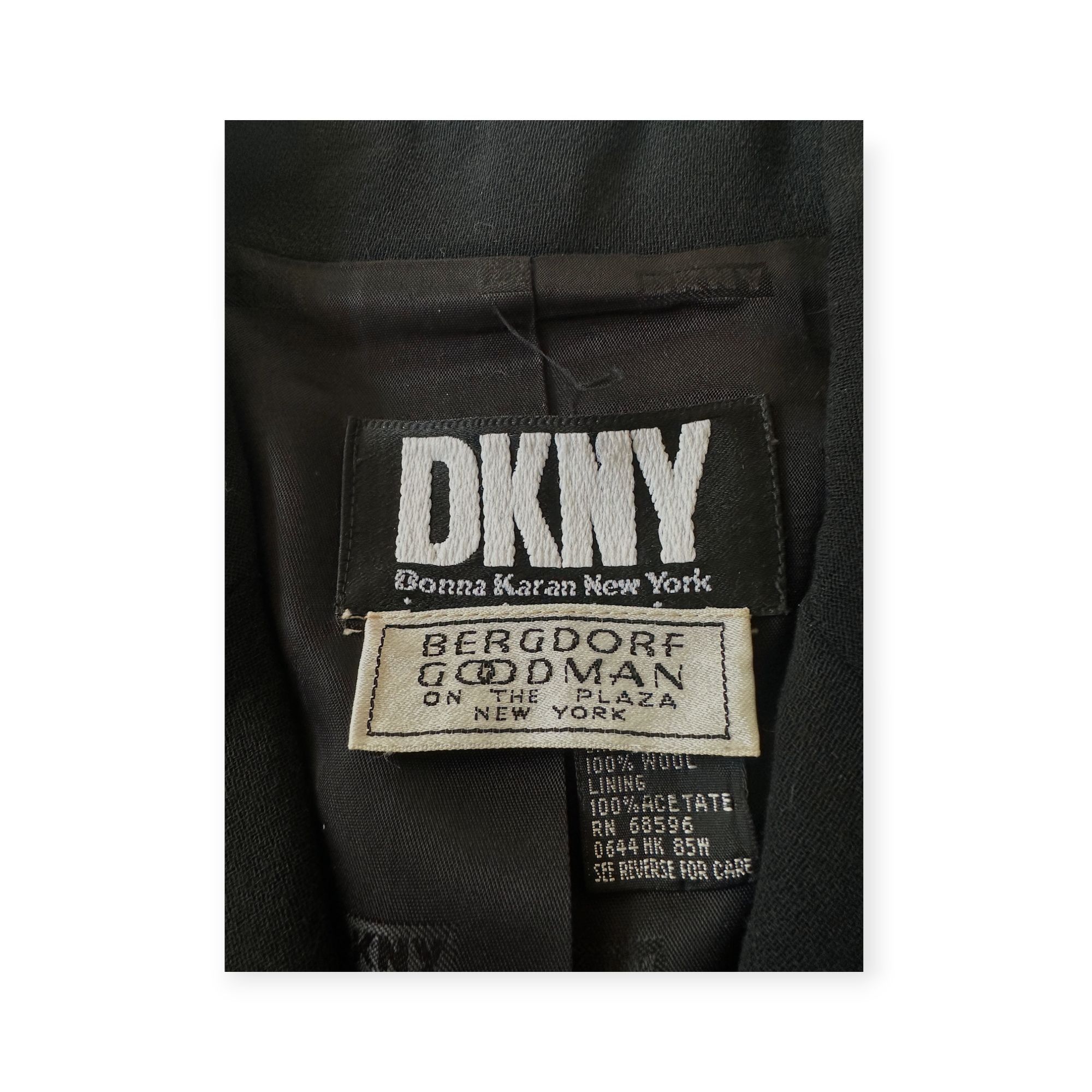 DKNY Vintage DKNY Black Wool Blazer Jacket , size 6, 90s Size M / US 6-8 / IT 42-44 - 4 Thumbnail