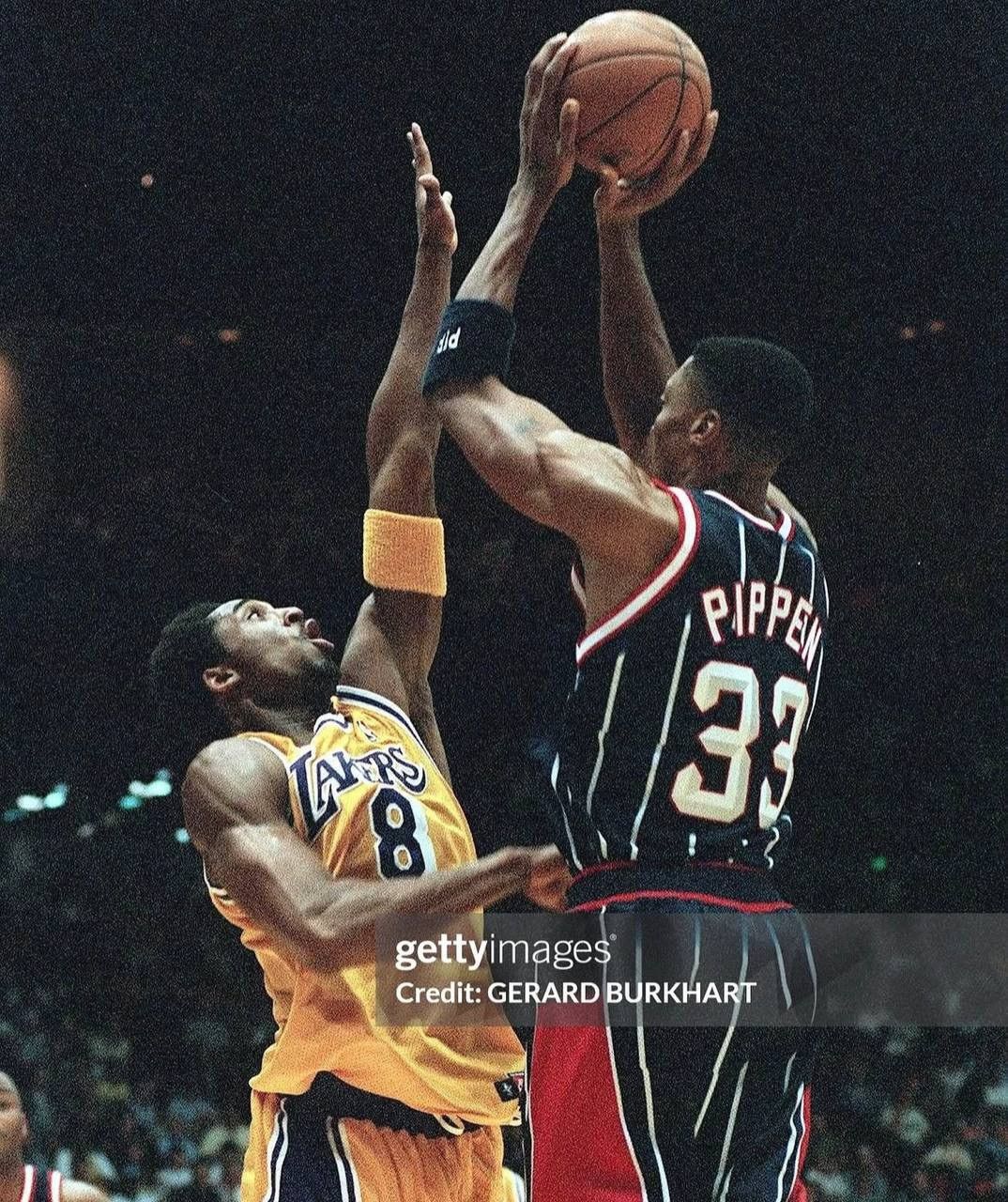 Champion Champion Vintage NBA Rockets Rare Scottie Pippen 33 Jersey Size US XL / EU 56 / 4 - 5 Thumbnail