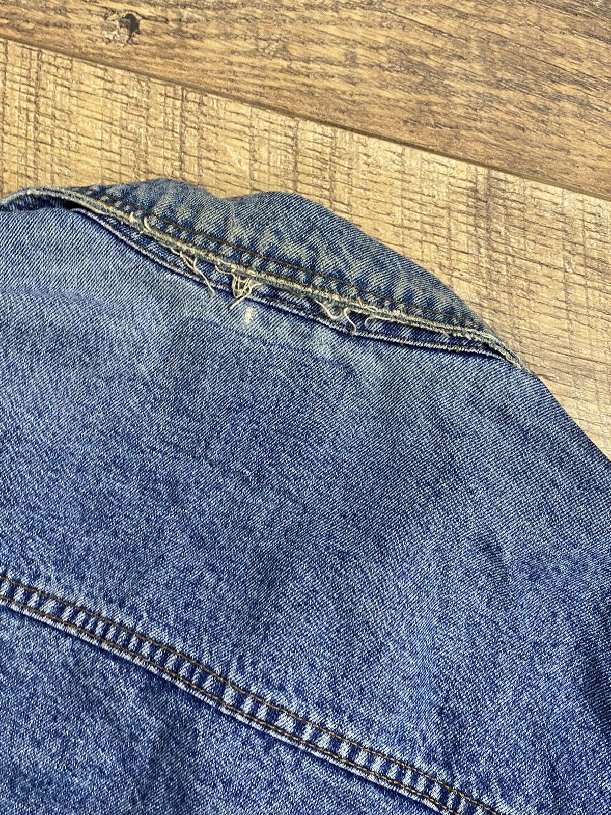 Vintage Vintage Distressed Denim Jacket. Size US XL / EU 56 / 4 - 10 Thumbnail