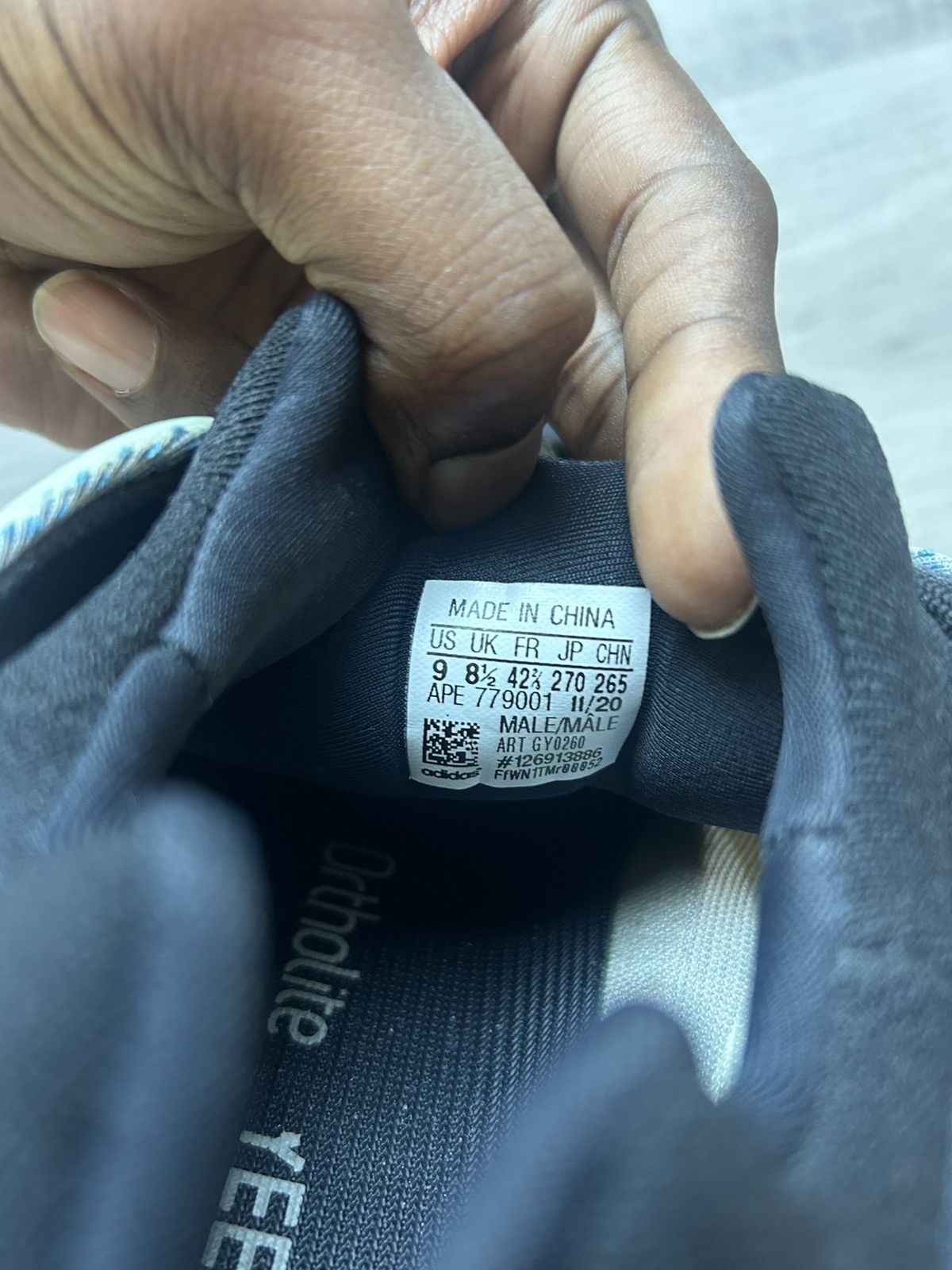 Adidas × Yeezy Yeezy 700 V3 Kyanite Size US 9 / EU 42 - 6 Thumbnail