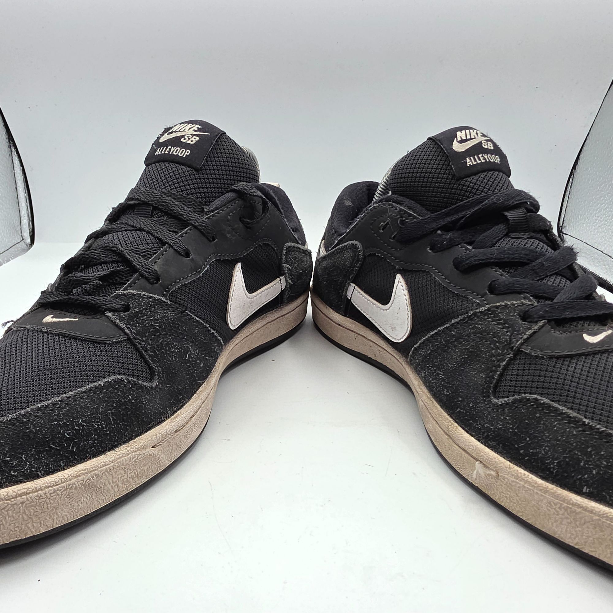 Nike Nike SB Alleyoop Mens Size 9 Black White Athletic Shoes Runn Size US 9 / EU 42 - 3 Thumbnail
