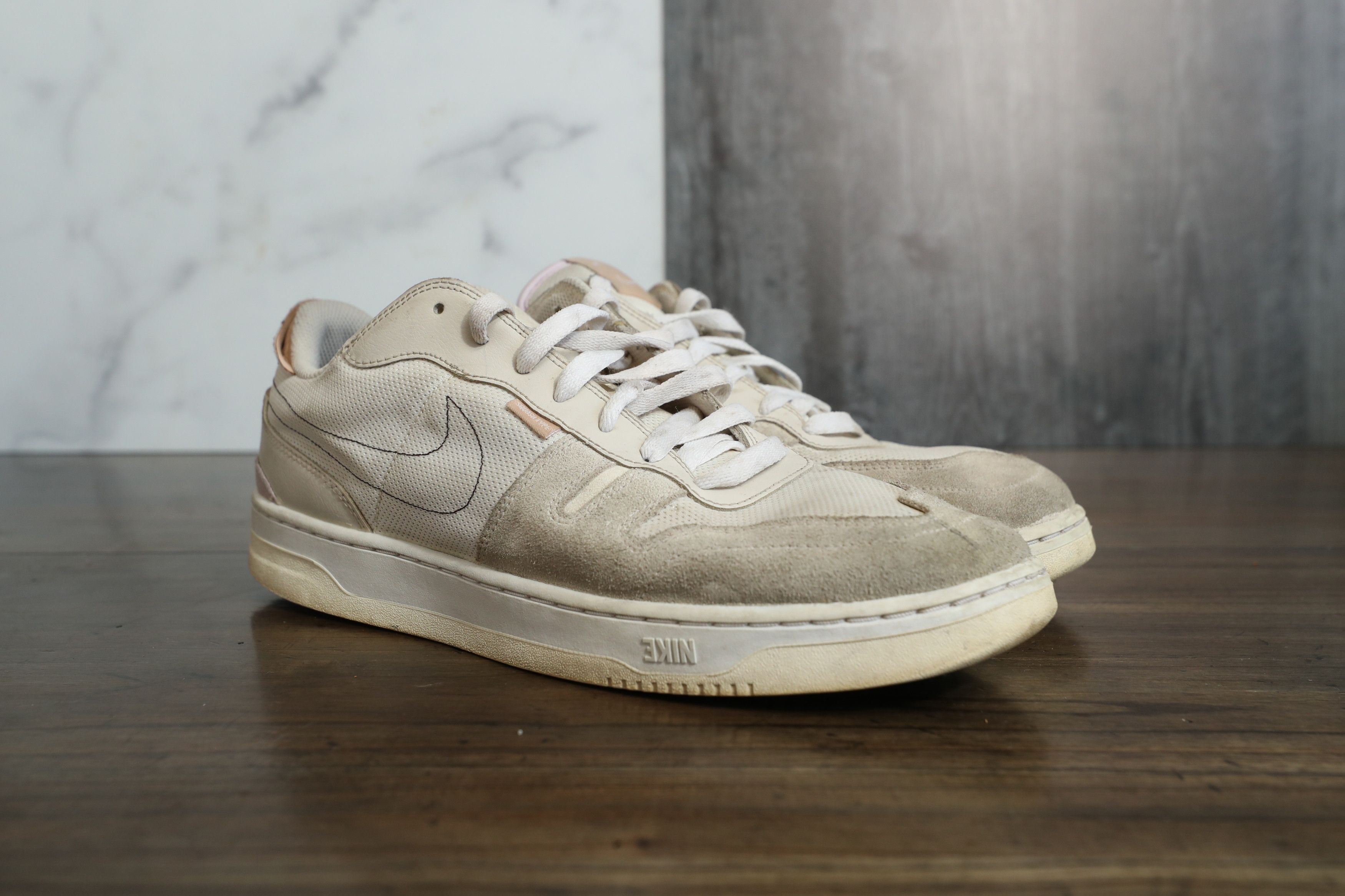 Nike Squash Type 