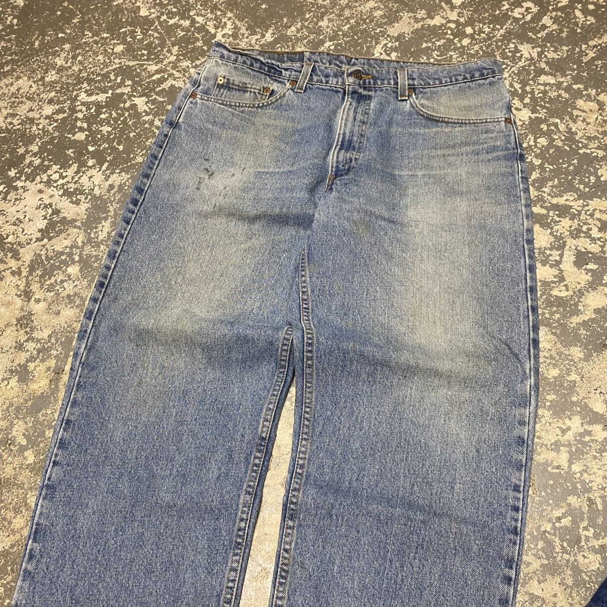 Levi's × Vintage Vintage Levi’s 550 Relaxed Fit Blue Denim Jeans USA 90s Size US 36 / EU 52 - 11 Thumbnail