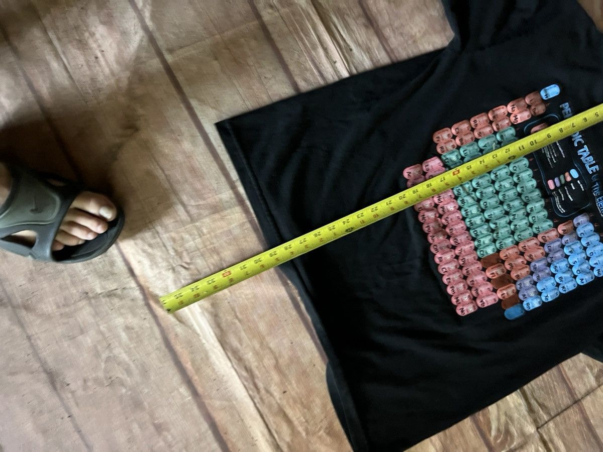 Vintage Vintage Periodic Table of Elements Shirt Size US XL / EU 56 / 4 - 6 Thumbnail