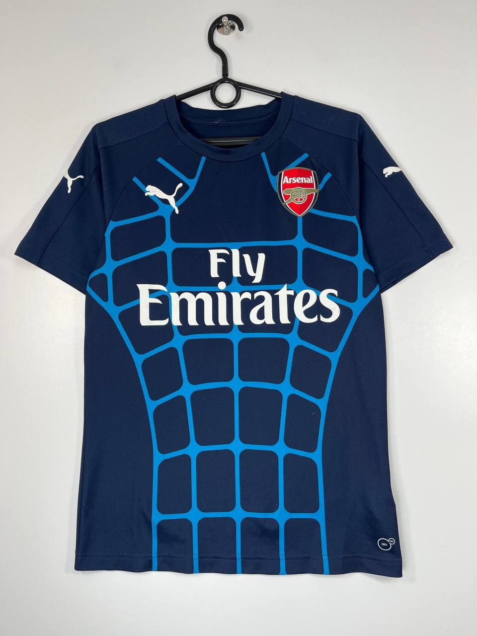 Puma ARSENAL 2017/2018 TRAINING FOOTBALL SHIRT PUMA SIZE S Size US S / EU 44-46 / 1 - 1 Thumbnail