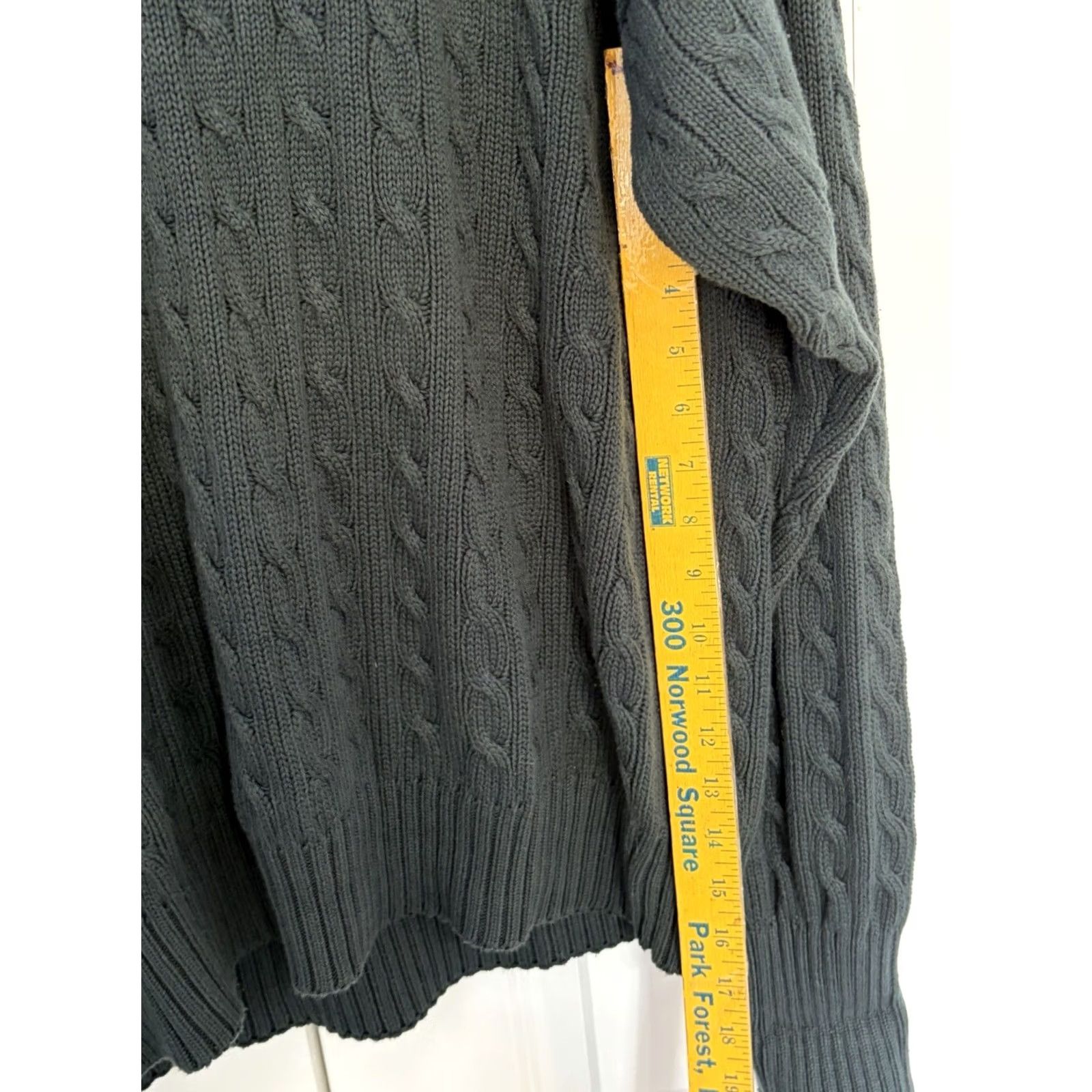 Vintage VINTAGE Field Gear Cable Knit Heavy Sweater Crew Neck Green 2XL Mens Pullover Knit 90s Nautical Pattern Solid Long Sleeve Cotton Casual Seasonal Size US XXL / EU 58 / 5 - 4 Thumbnail