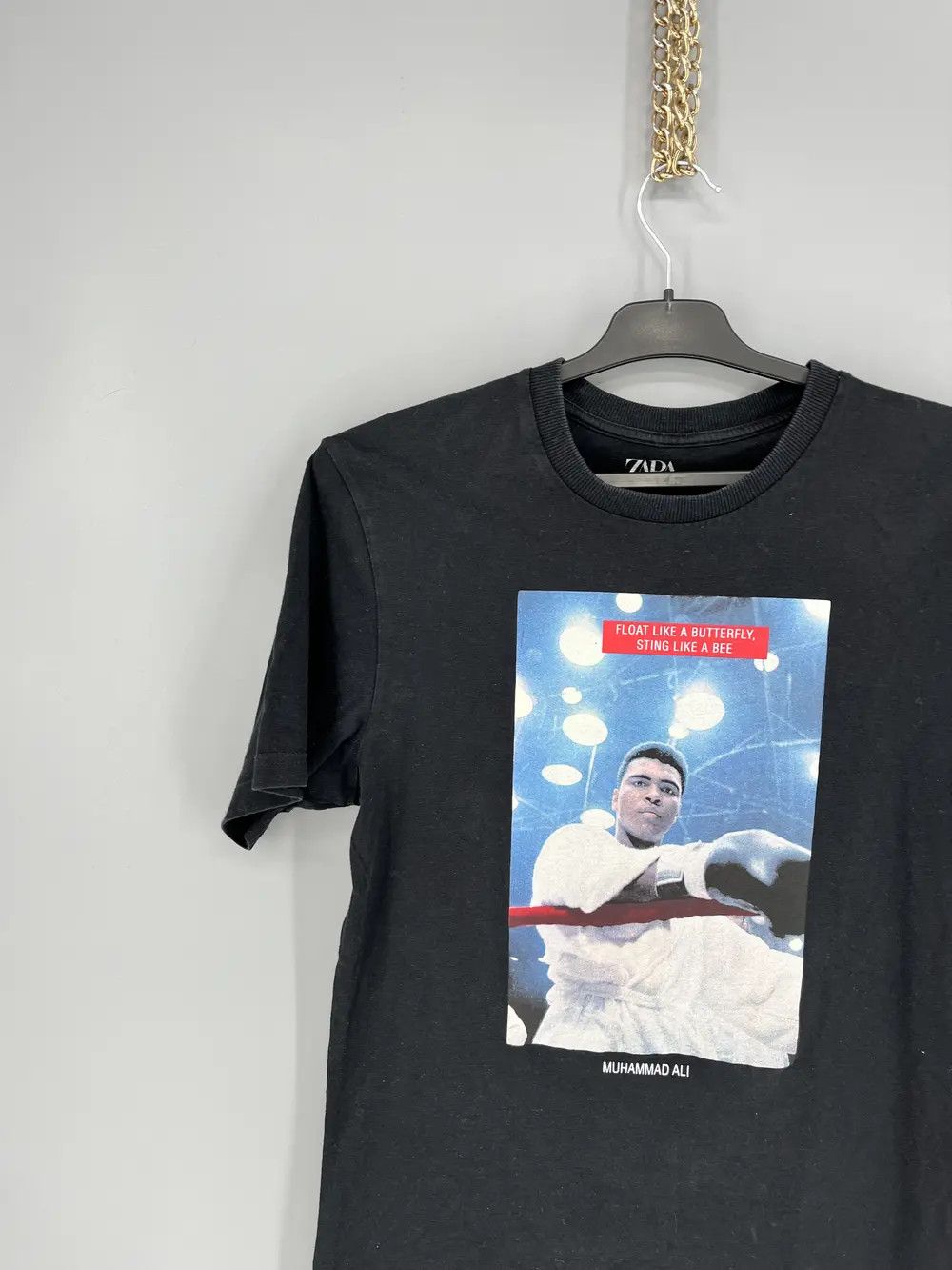 Vintage Y2K The Greatest Muhammad Ali American Boxer Faded Tshirts Size US M / EU 48-50 / 2 - 4 Thumbnail