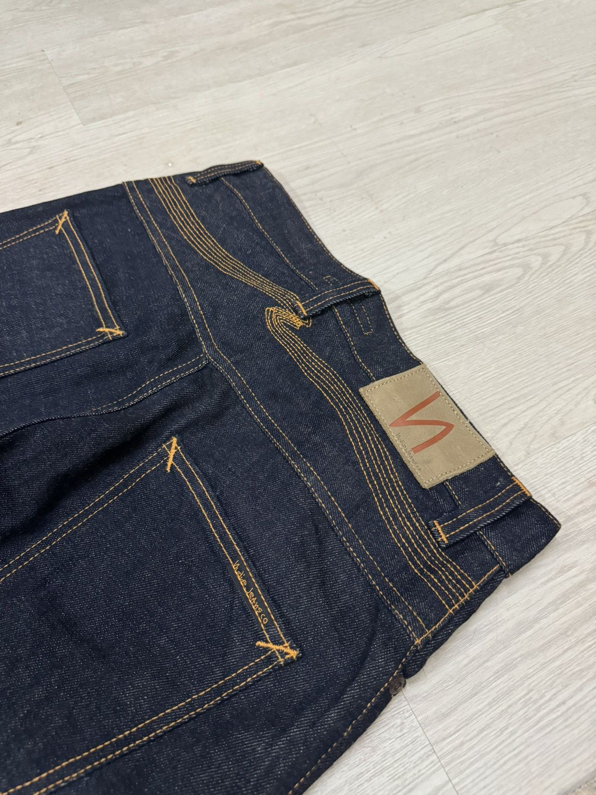 パンツ Nudie Jeans Thin Finn / Dry Yoke Embo Thin Finn Dry Ecru Embo