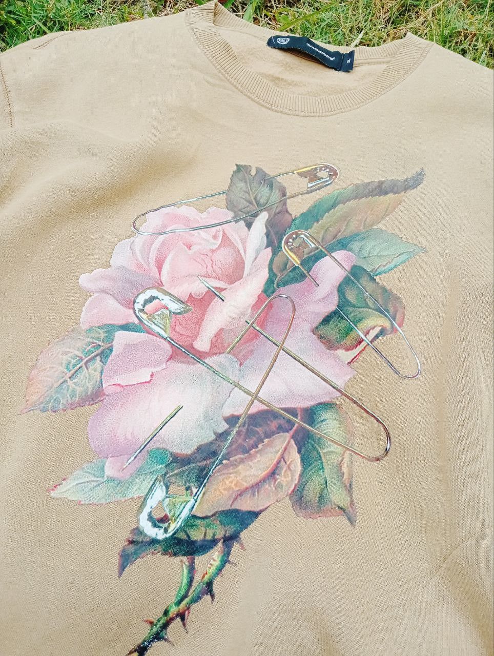 GU × Undercover GU X UNDERCOVER JAPAN SWEATSHIRT - SIZE XL Size US XL / EU 56 / 4 - 3 Thumbnail