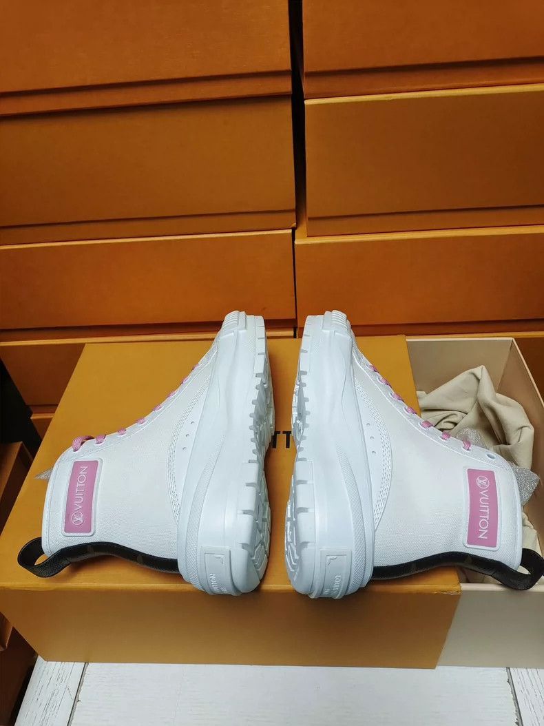 Louis Vuitton Louis Vuitton LV Women's Sneakers Size 35 Brand New-2506 Size US 5 / IT 35 - 6 Thumbnail