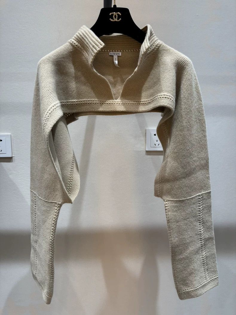 Loewe LOEWE Kakao knit shawl Size S / US 4 / IT 40 - 1 Thumbnail