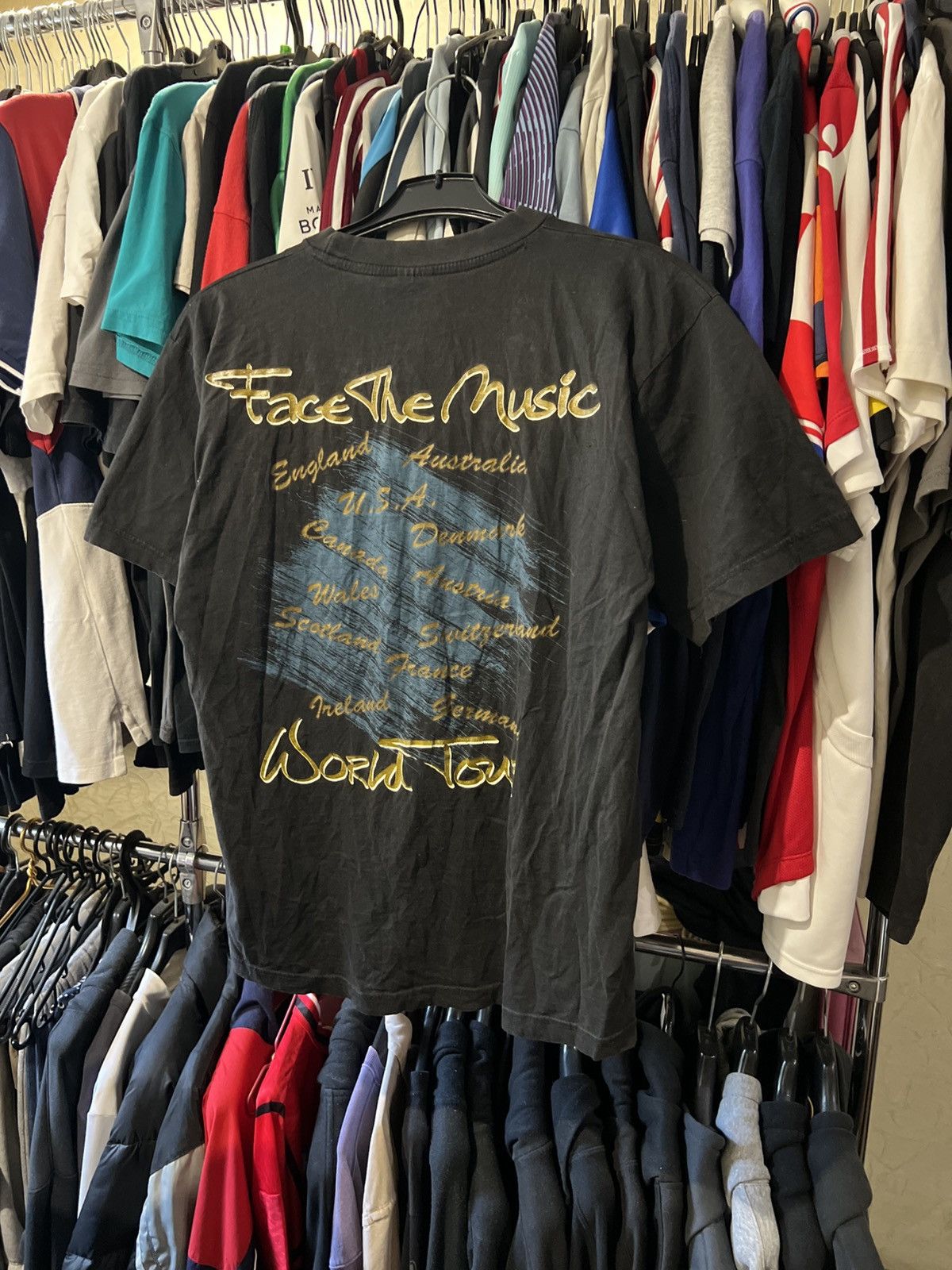 Band Tees 1995 VINTAGE TORVILL & DEAN ICESKATING FACE THE MUSIC WORLD Size US L / EU 52-54 / 3 - 7 Thumbnail