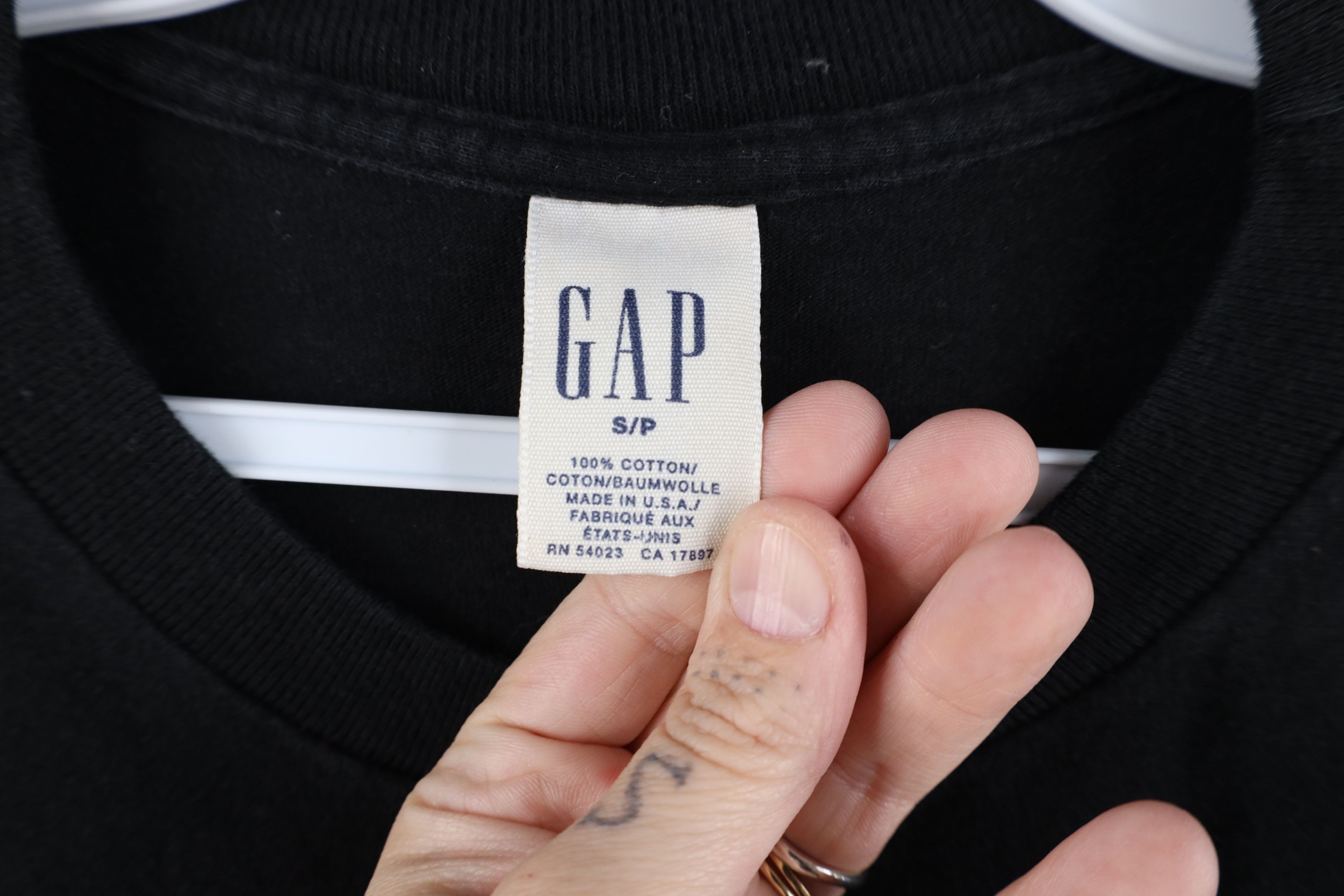 Gap × Vintage Vintage 90s Gap Spell Box Logo Long Sleeve T-Shirt Black USA Size US S / EU 44-46 / 1 - 7 Thumbnail