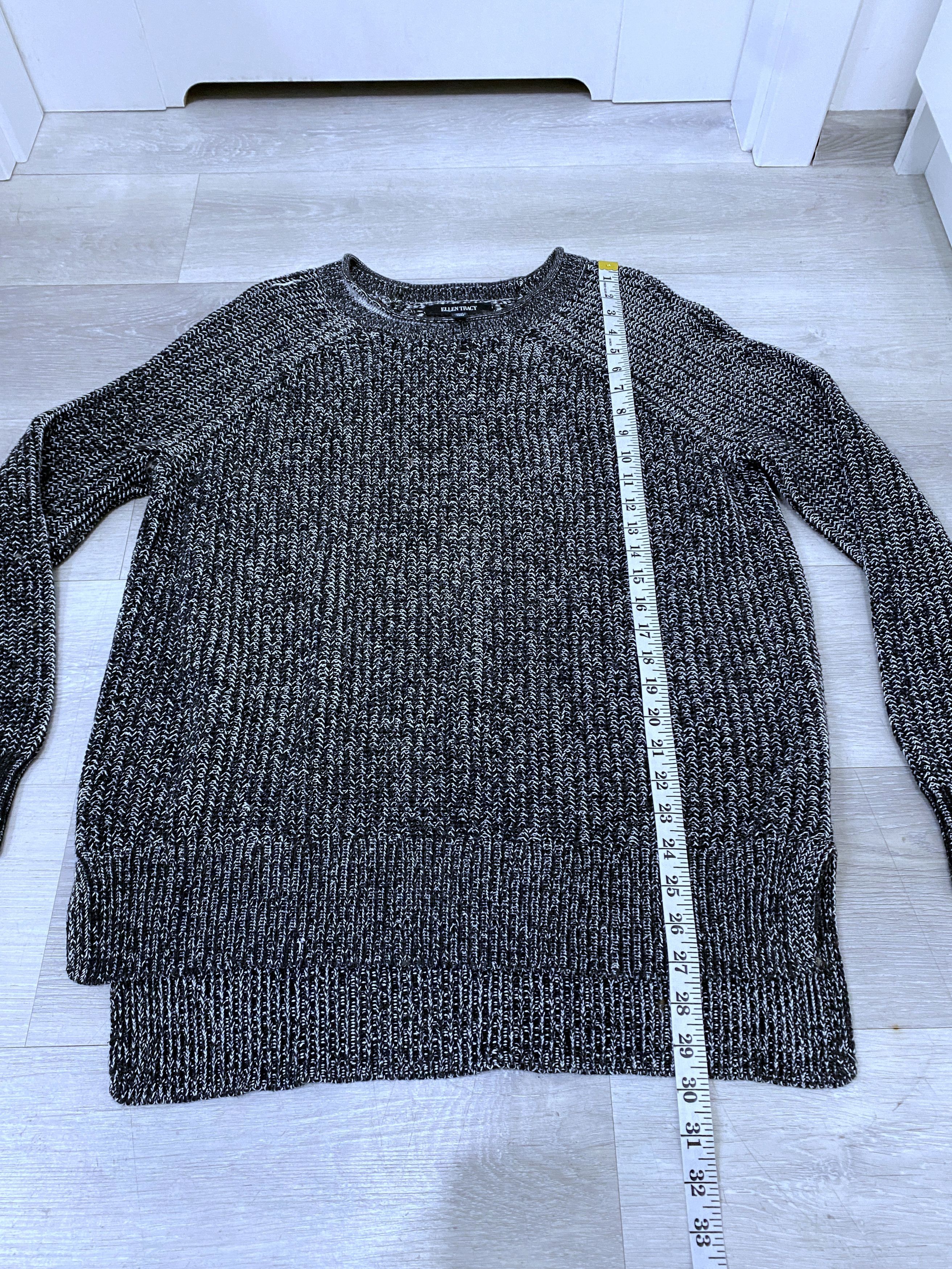 Other Ellen Tracy sweater size L Size US L / EU 52-54 / 3 - 5 Thumbnail