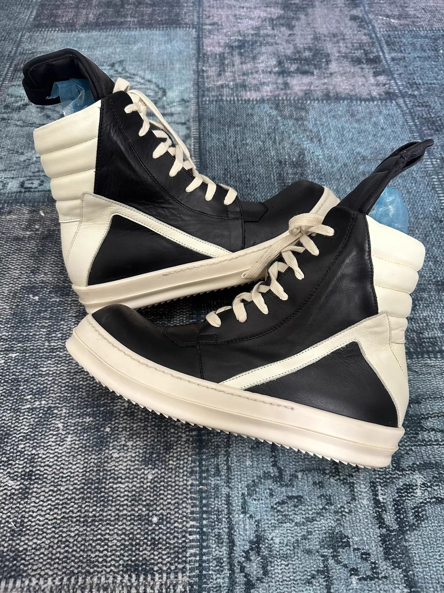 Rick Owens Rick Owens Inverted Triangle 41 (Near Mint, 2-3x Worn) Size US 8 / EU 41 - 3 Thumbnail